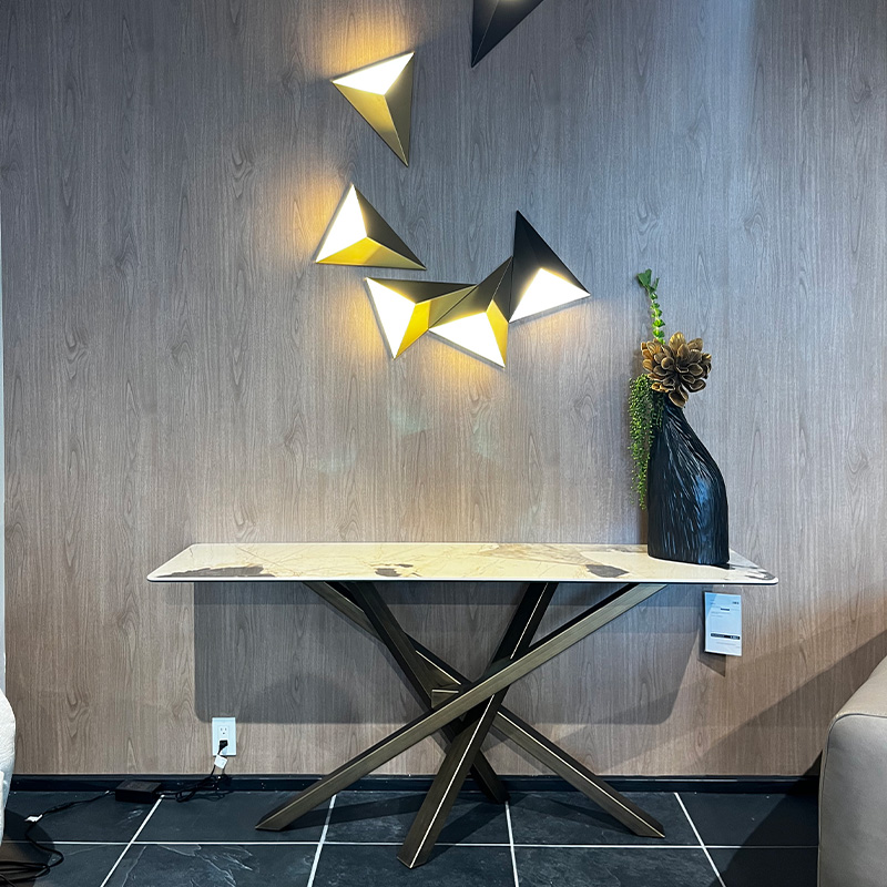 Mobilier de France Montréal