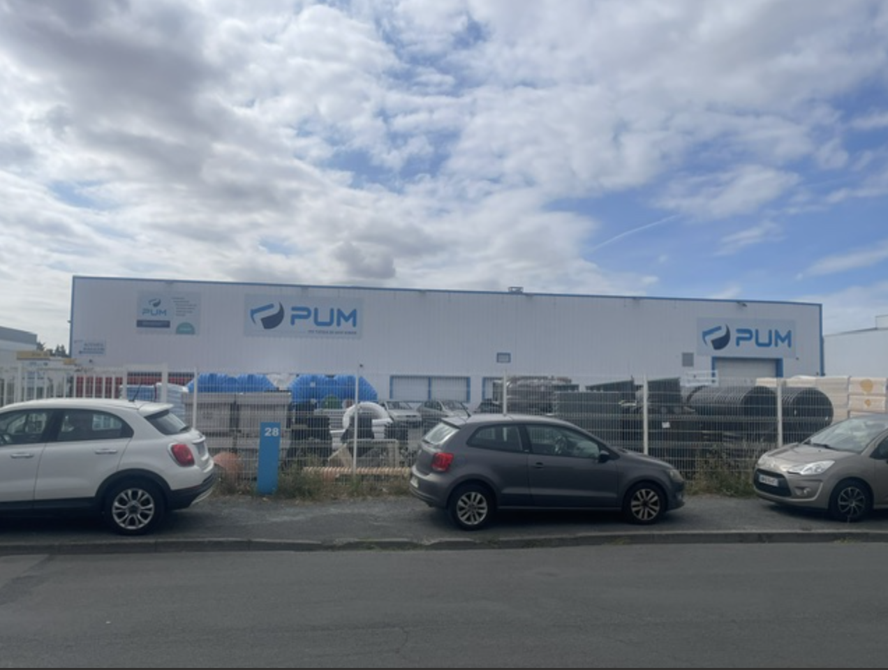 Foto 4 di PUM