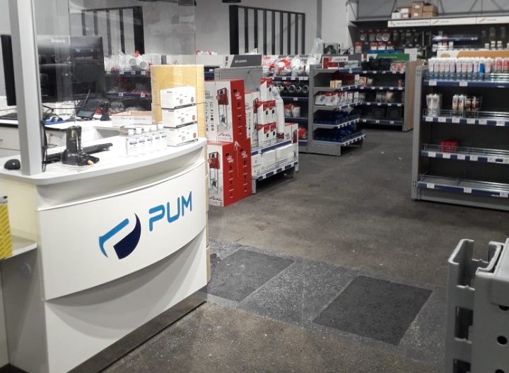 Foto 1 di PUM