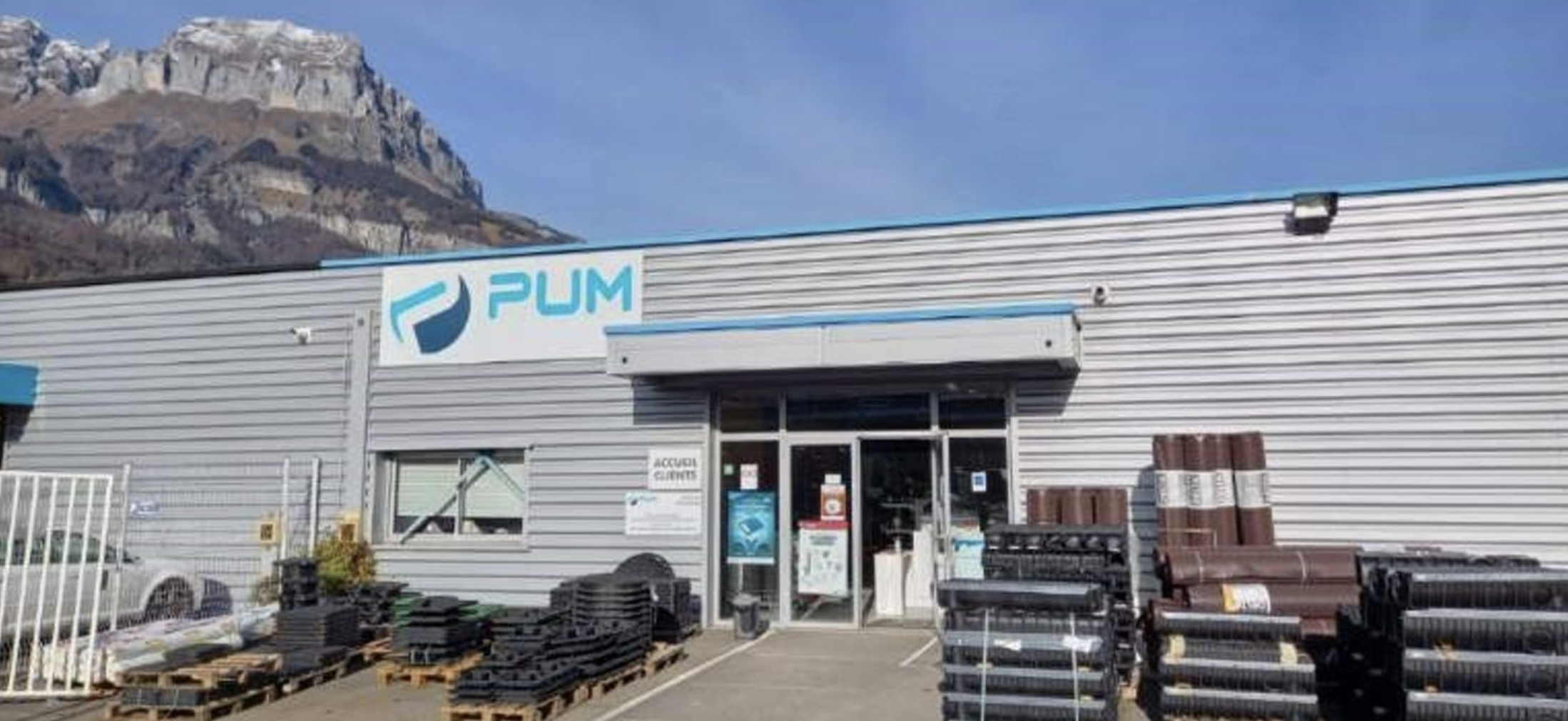 Foto 1 di PUM