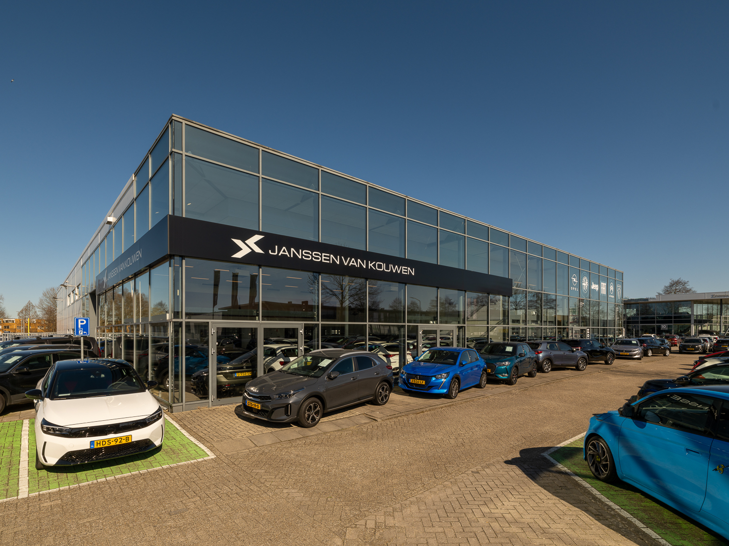 Citroën Janssen Van Kouwen - WIJ ZIJN AAN HET VERBOUWEN!