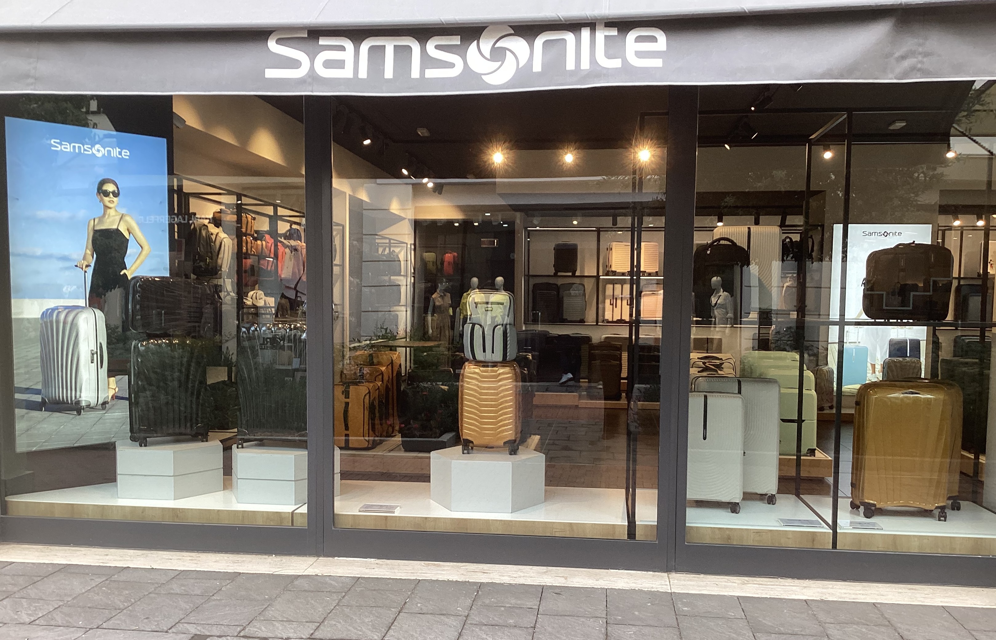 Foto 123 di Samsonite