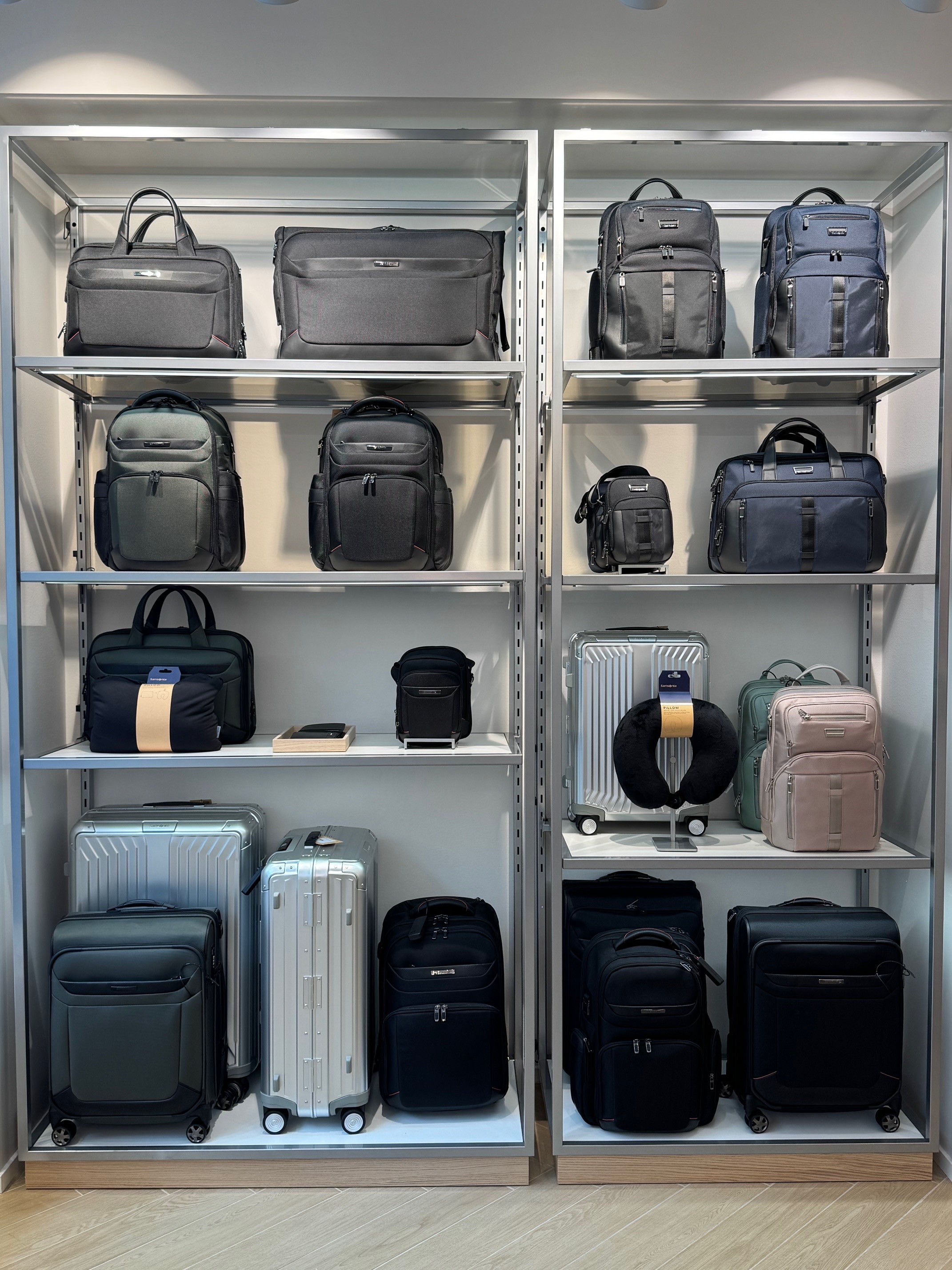 Photo 18 de Samsonite