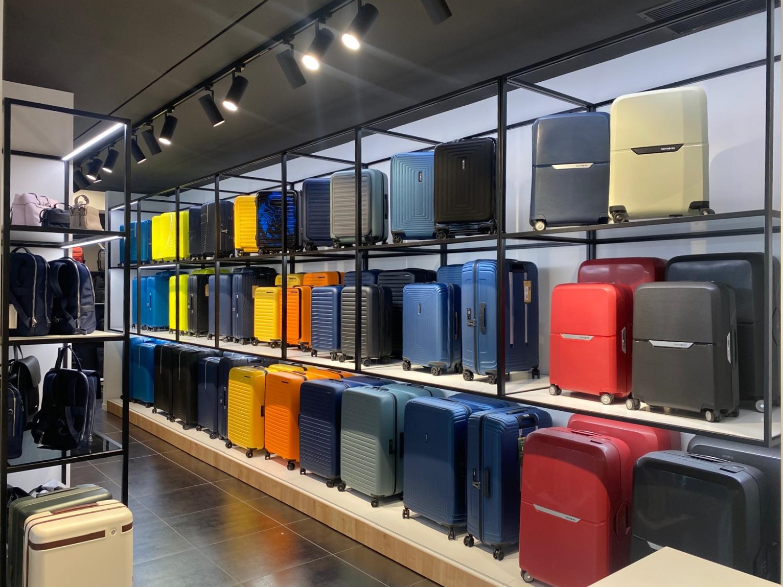 Foto 25 di Samsonite