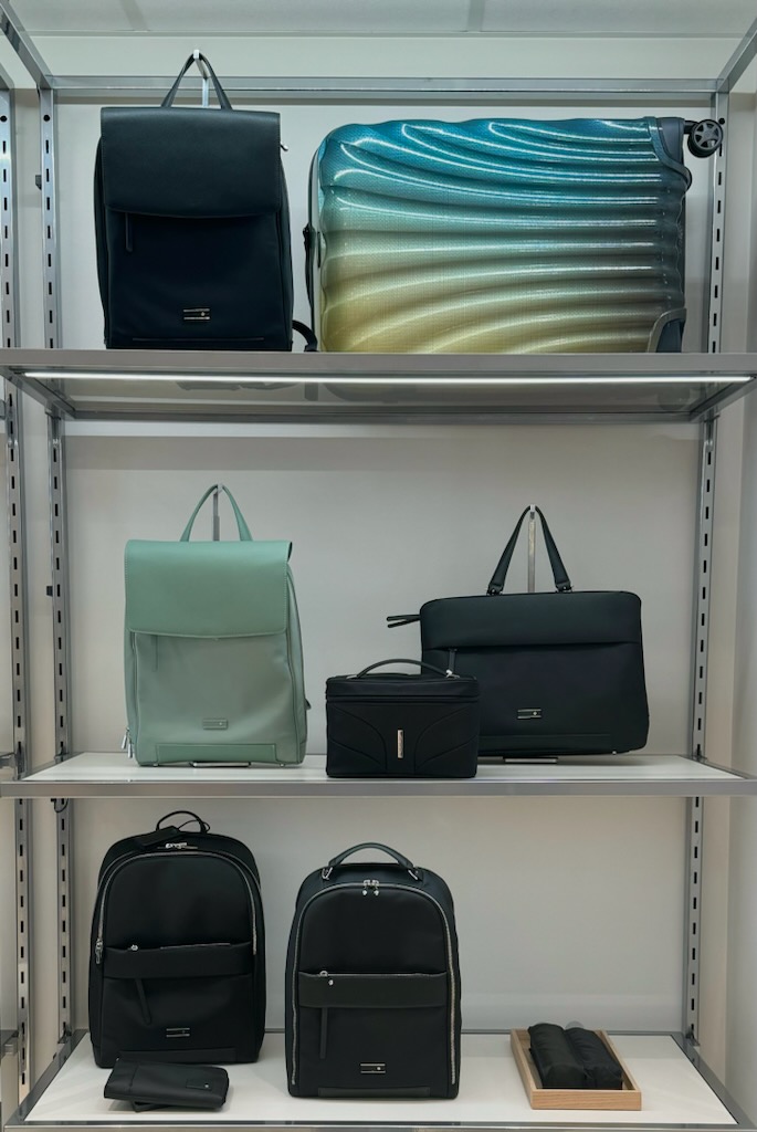 Photo 3 de Samsonite