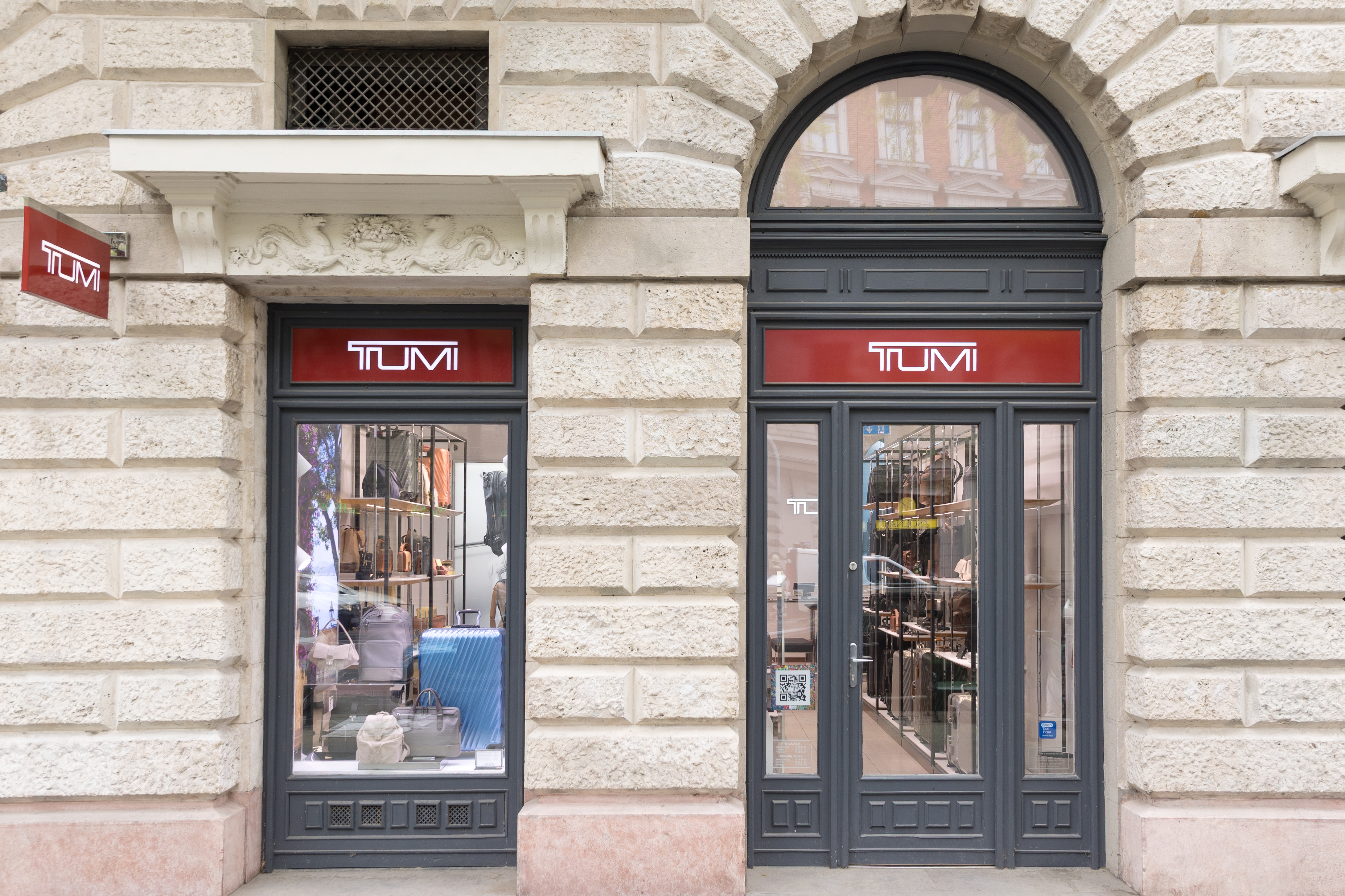 Fotografia 1 de TUMI Budapest