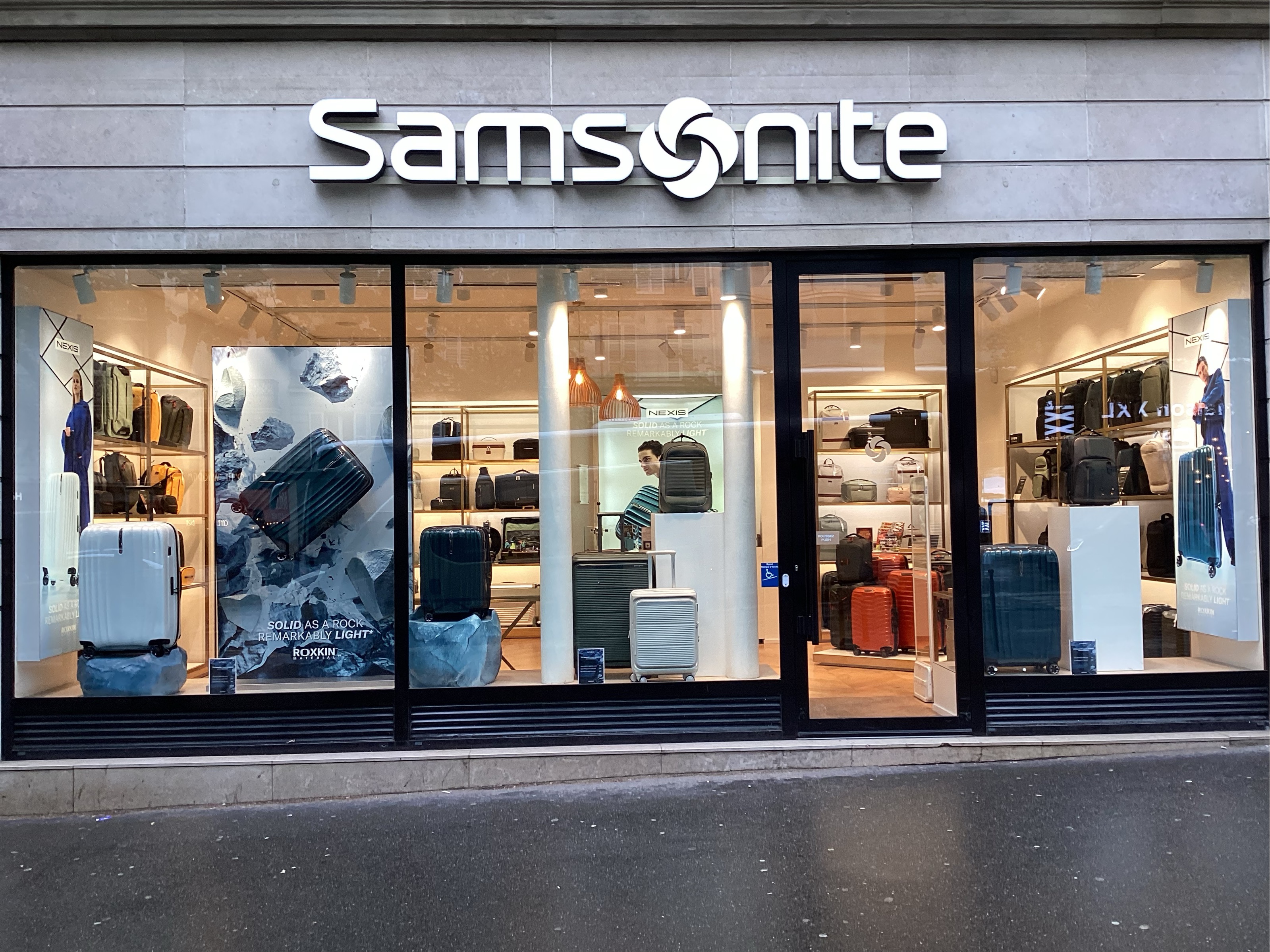 Foto 1 di Boutique Samsonite