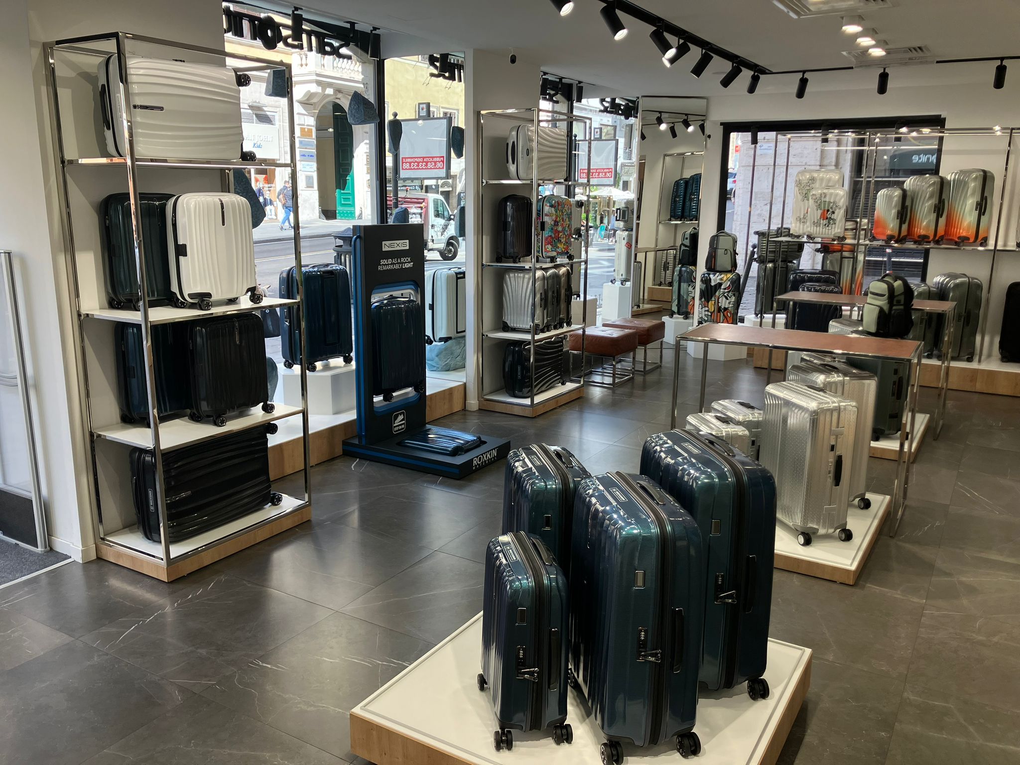 Foto 250 de Samsonite