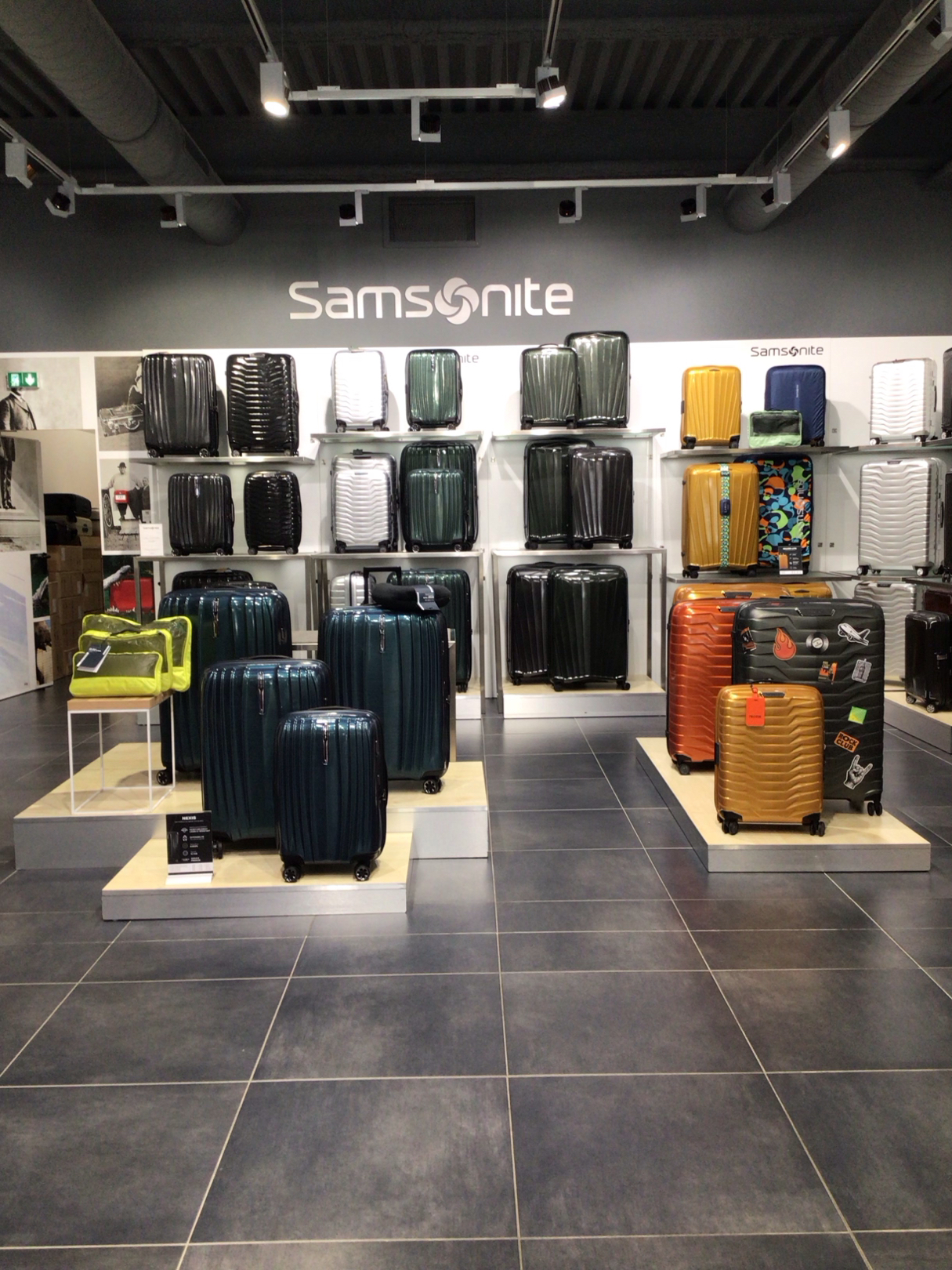 Foto 17 di Samsonite
