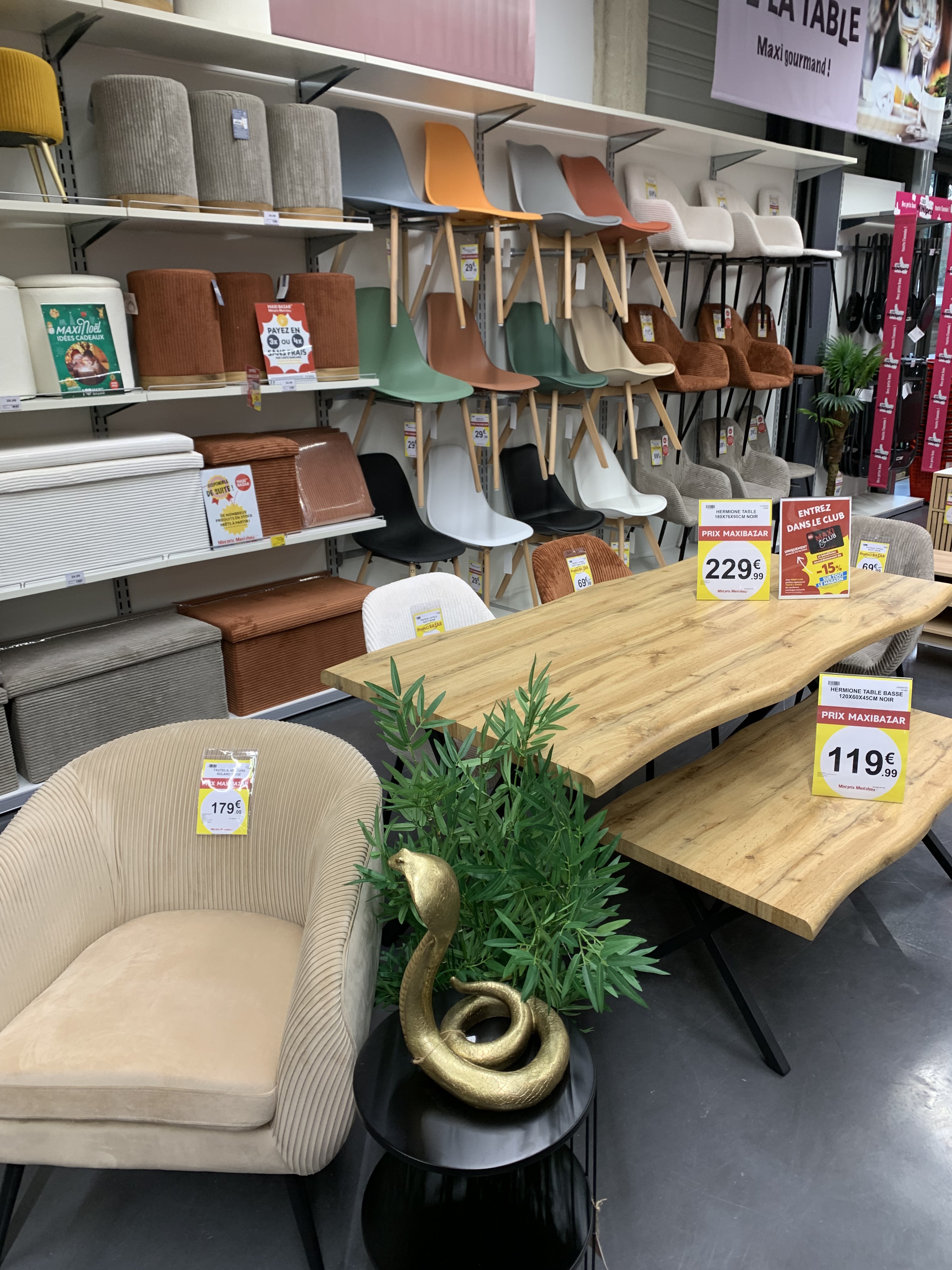 Foto 12 di Maxi Bazar