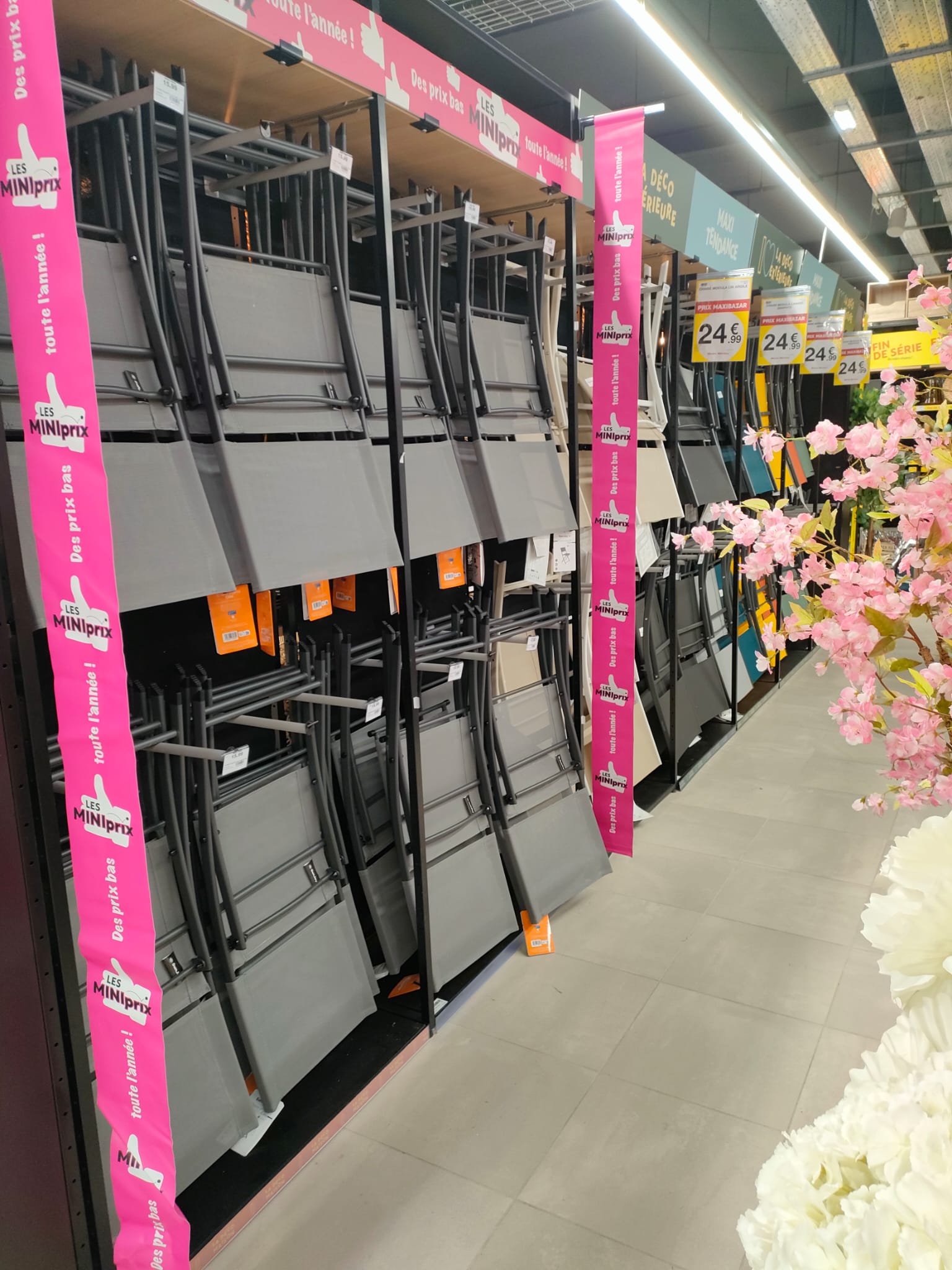 Foto 43 di Maxi Bazar