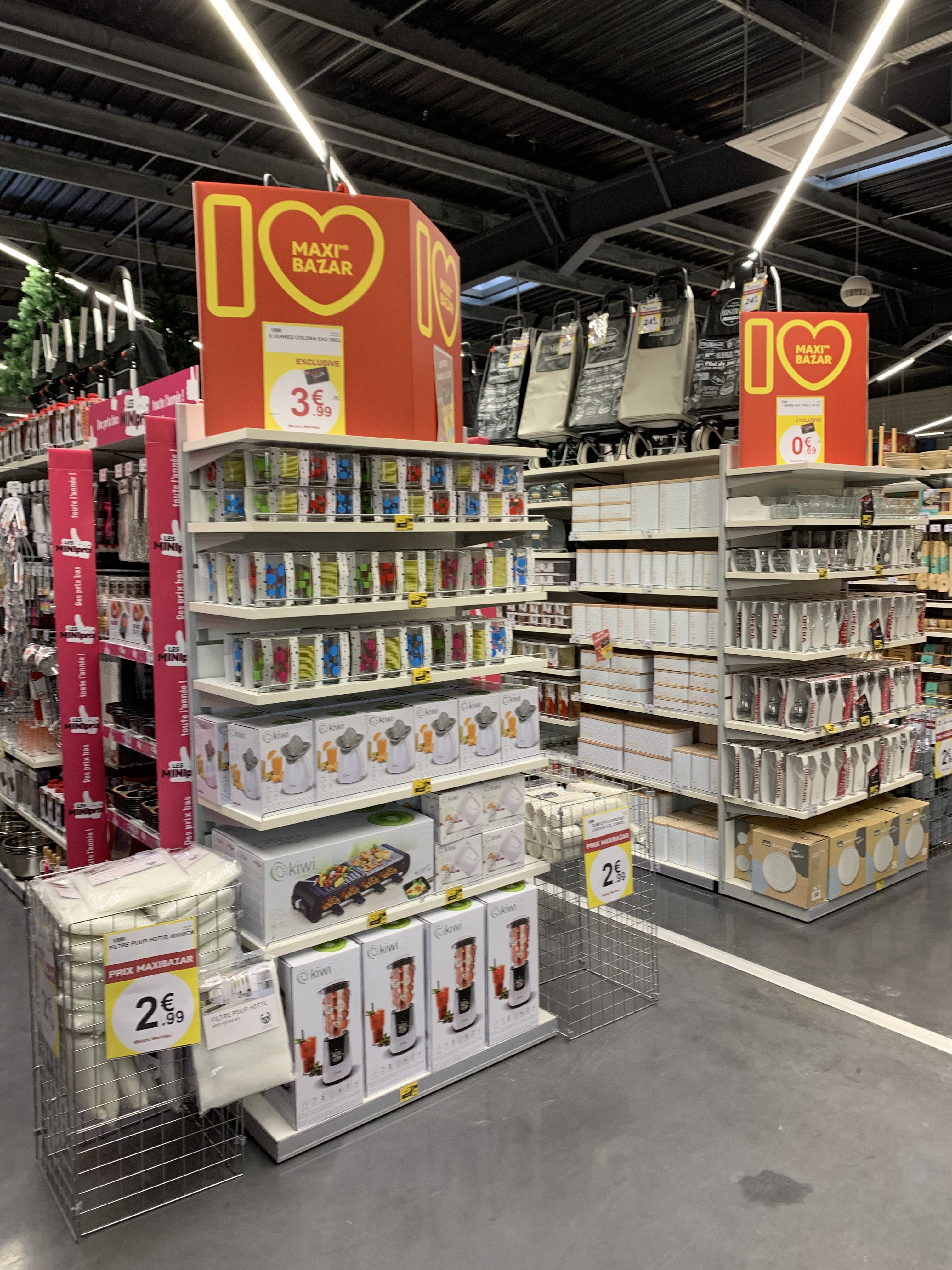Foto 5 di Maxi Bazar