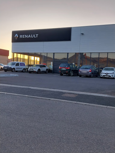 Foto 1 de Renault / Dacia - TRETS