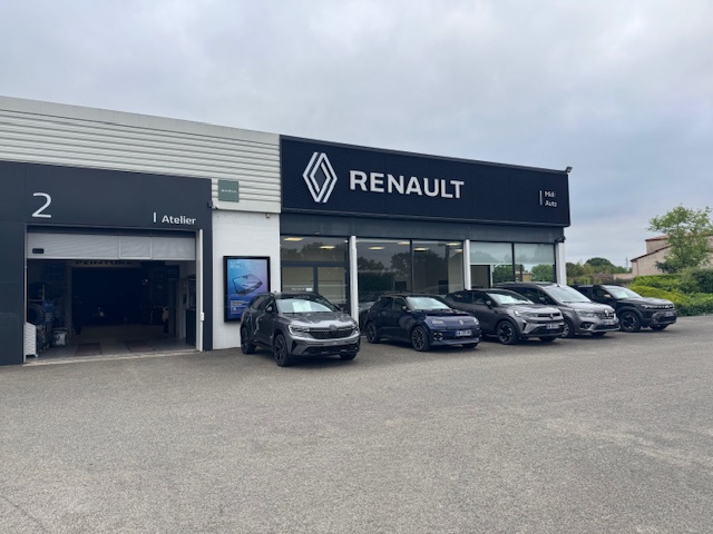 Foto 1 di Renault Midi Auto
