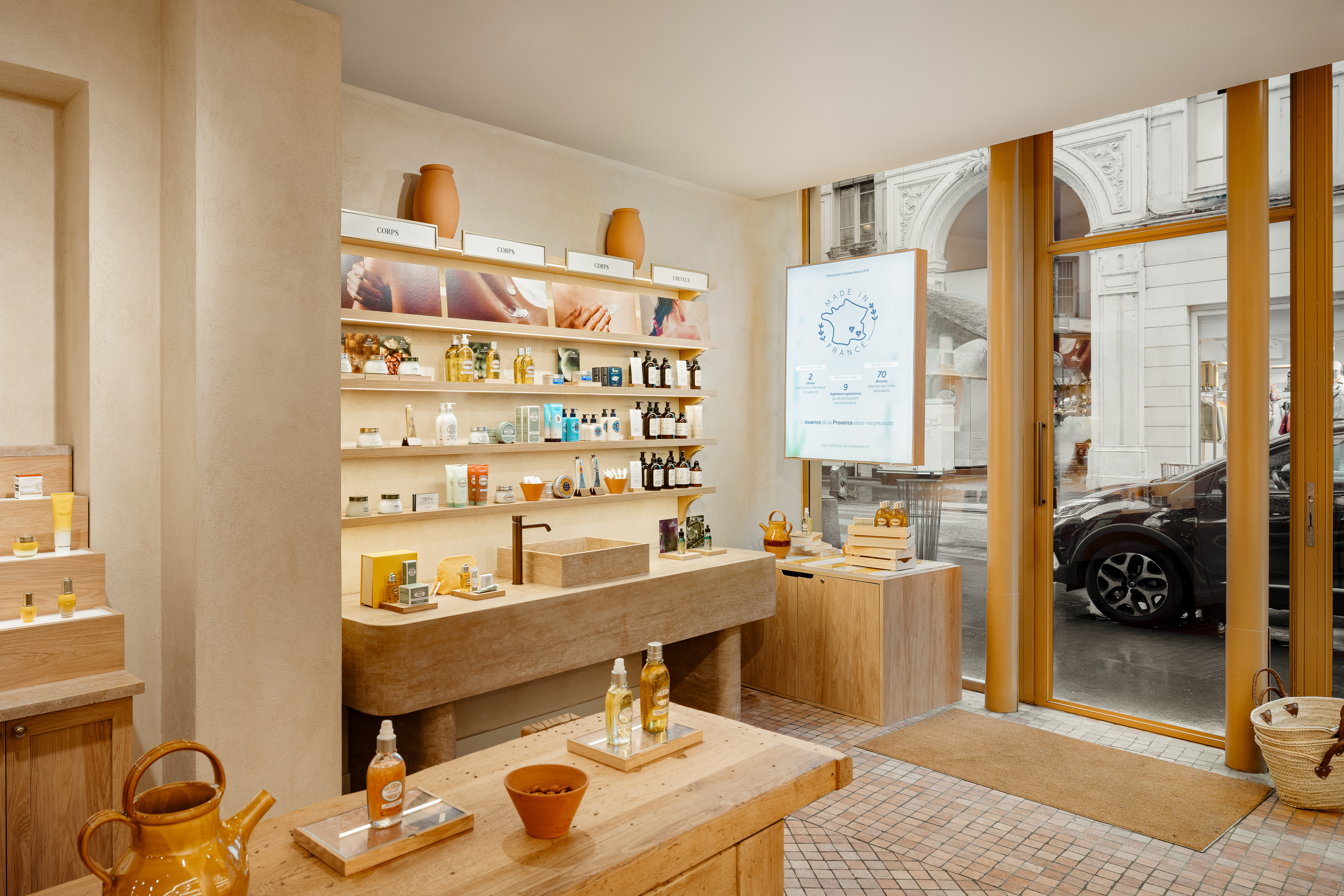 L'OCCITANE EN PROVENCE