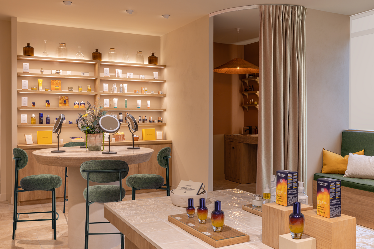 L'OCCITANE EN PROVENCE (Boutique, Visite Manufacture)