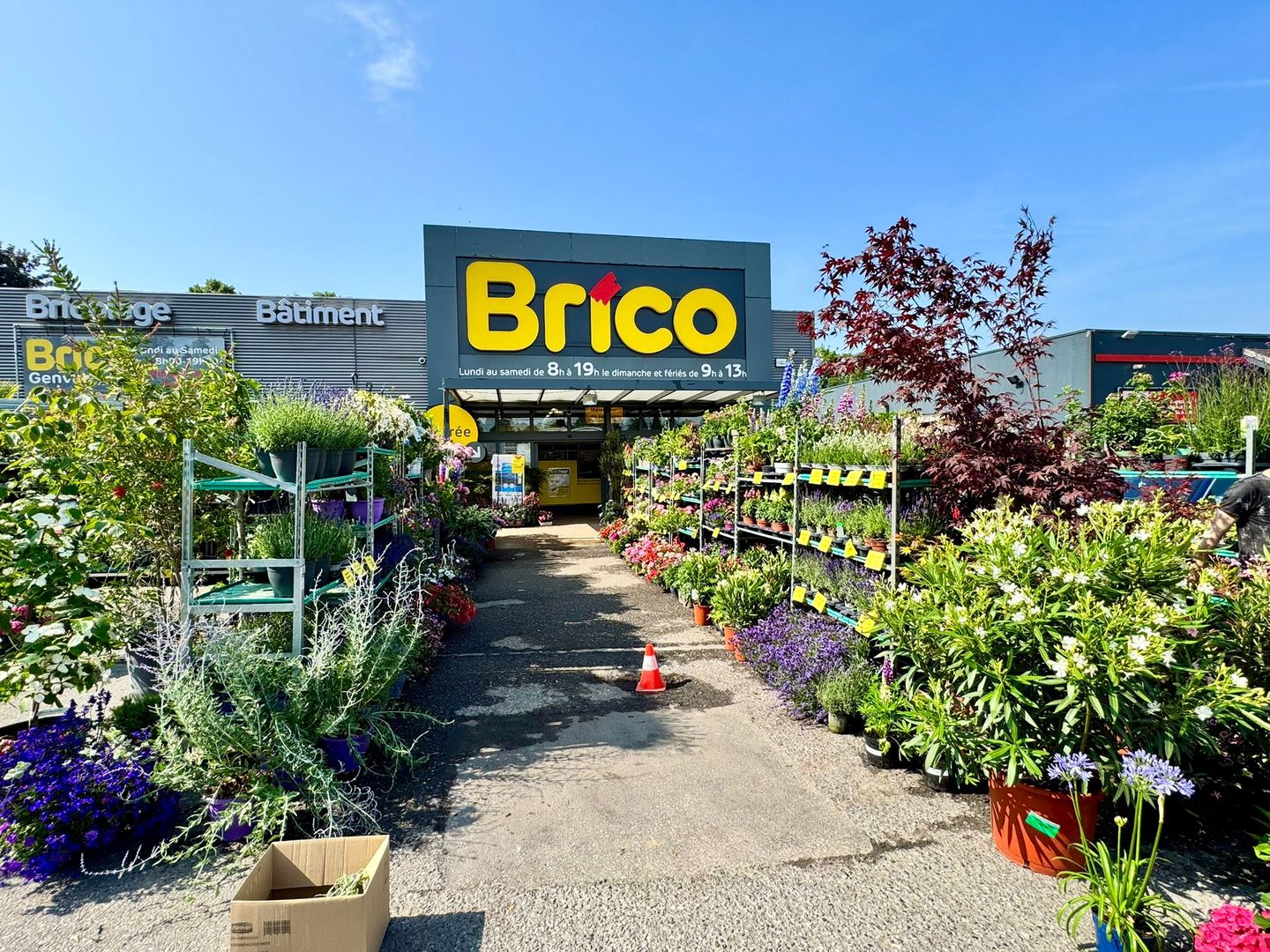 Foto 1 di Brico Genval