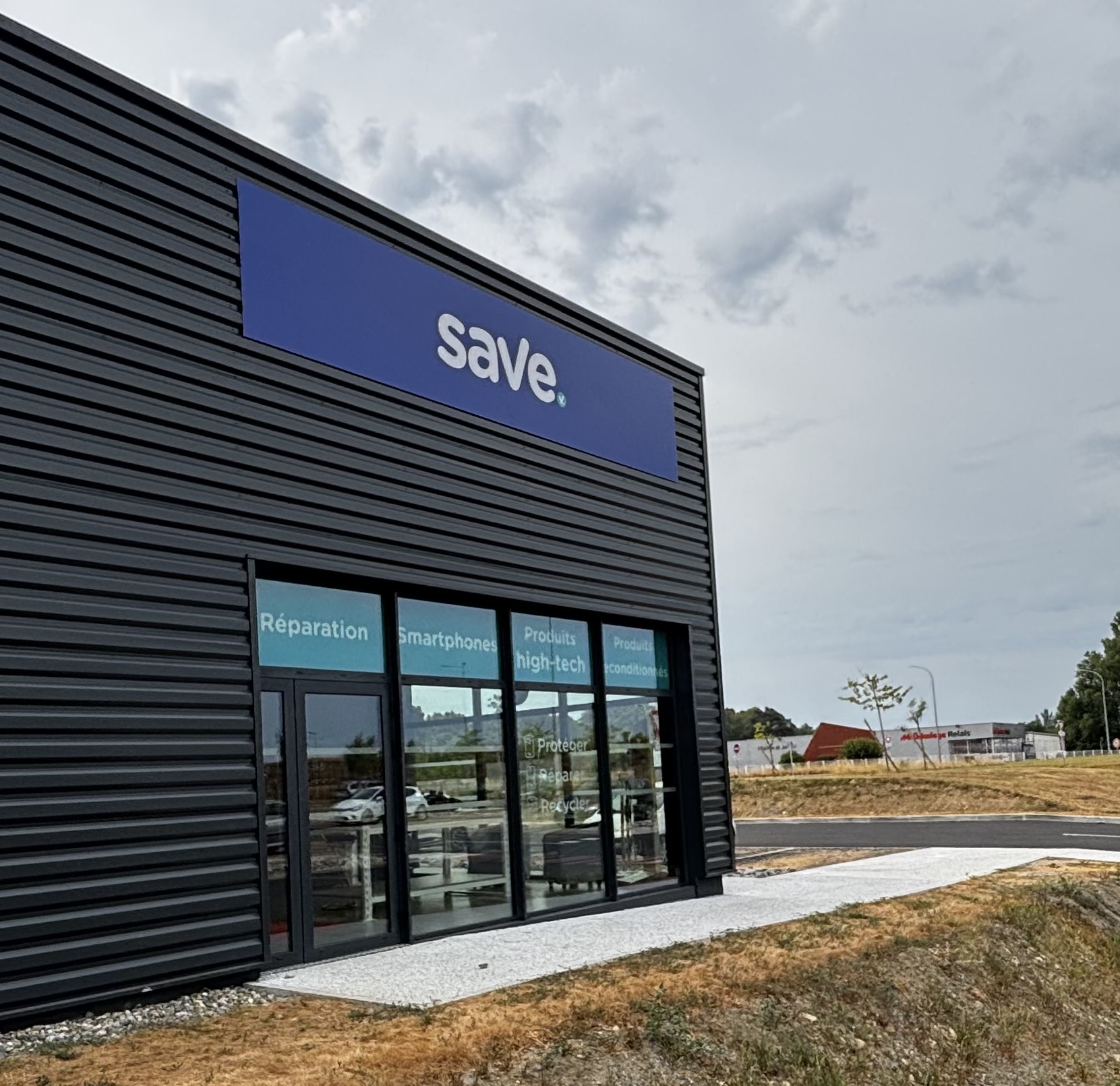 Foto 1 di Save