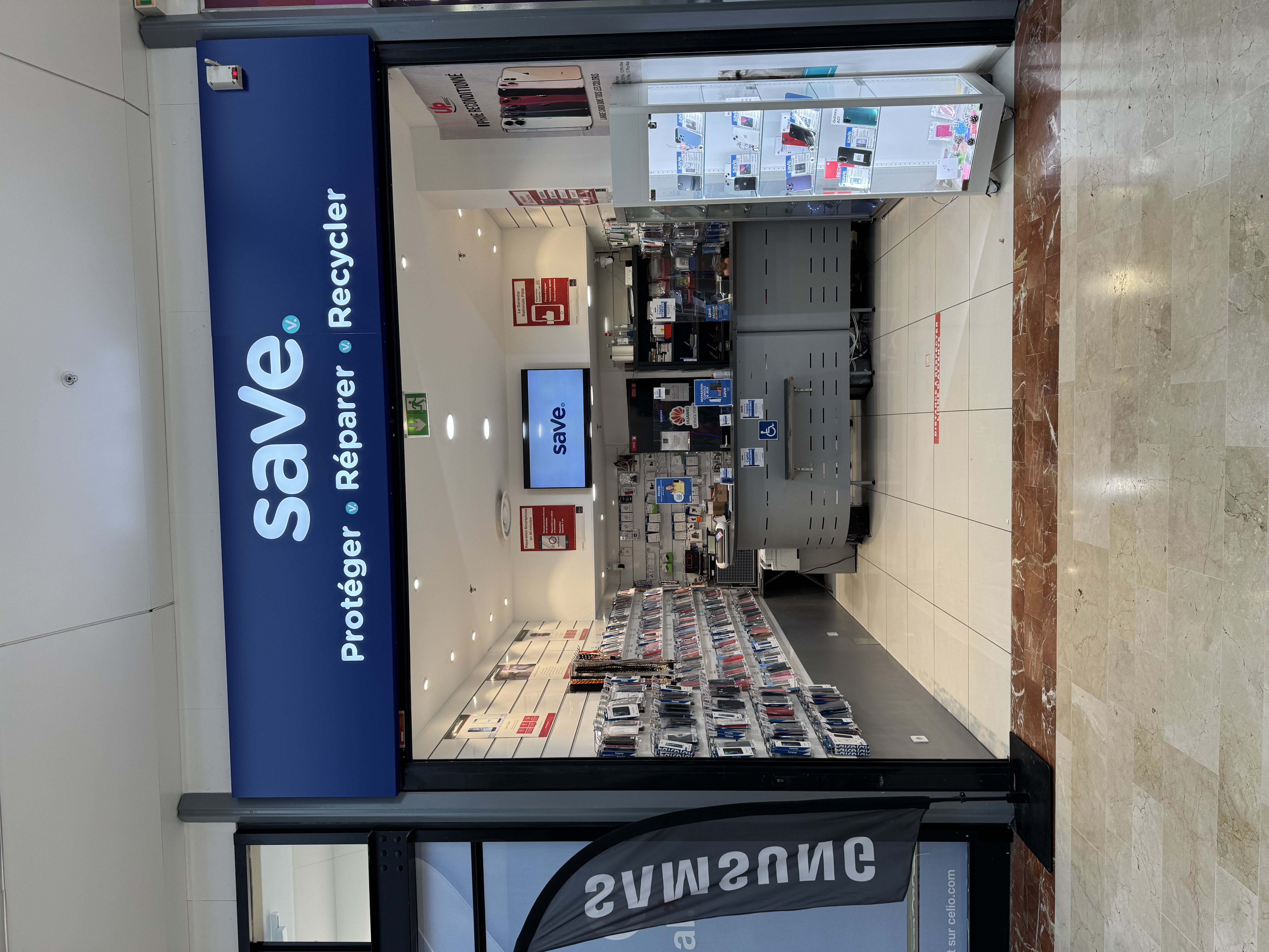 Foto 1 di Save