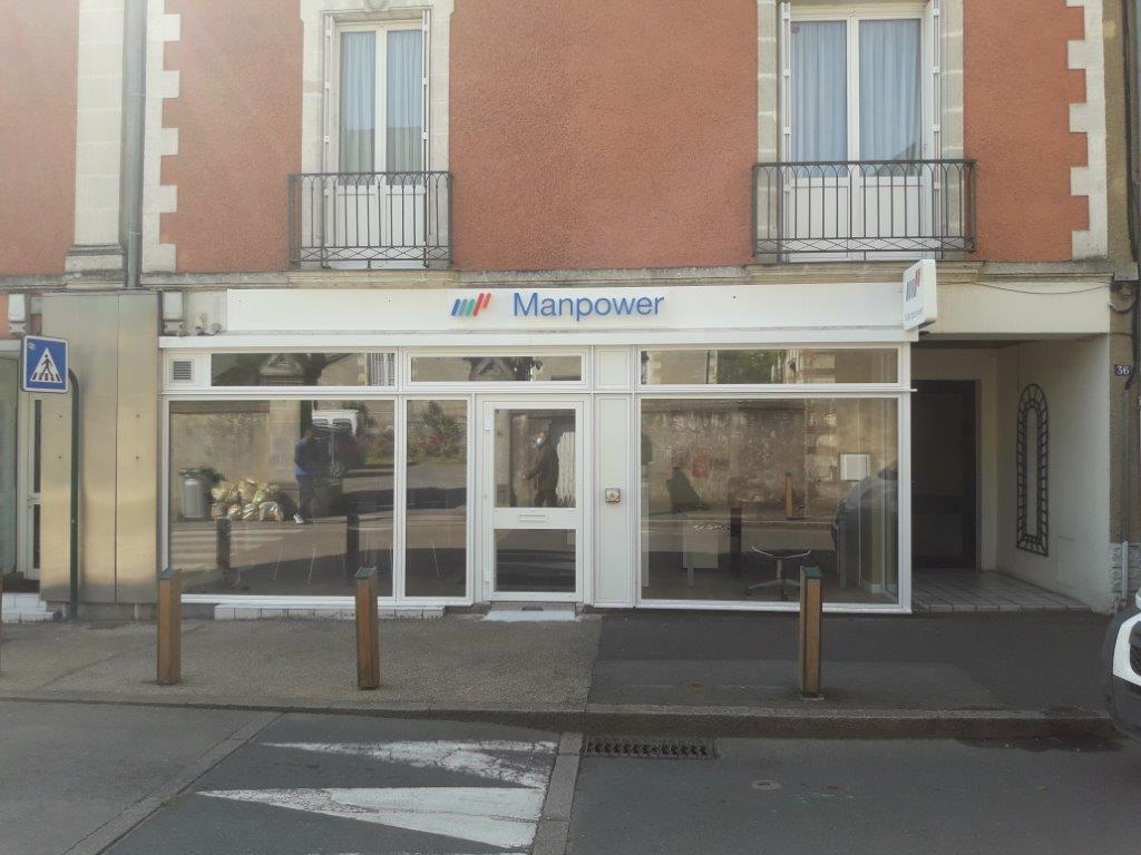Foto 1 di Manpower Vallet
