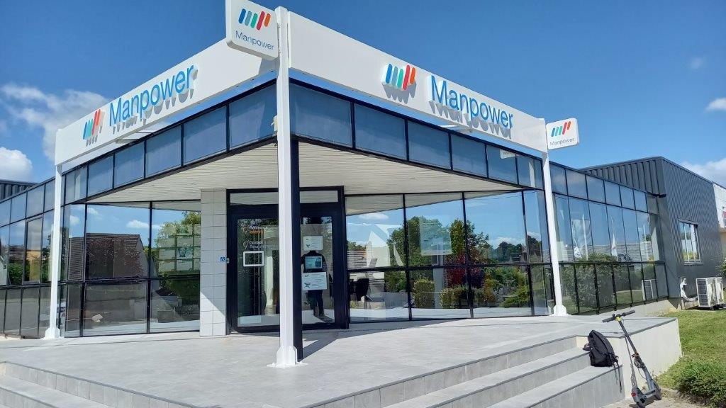 Foto 1 di Manpower Nevers