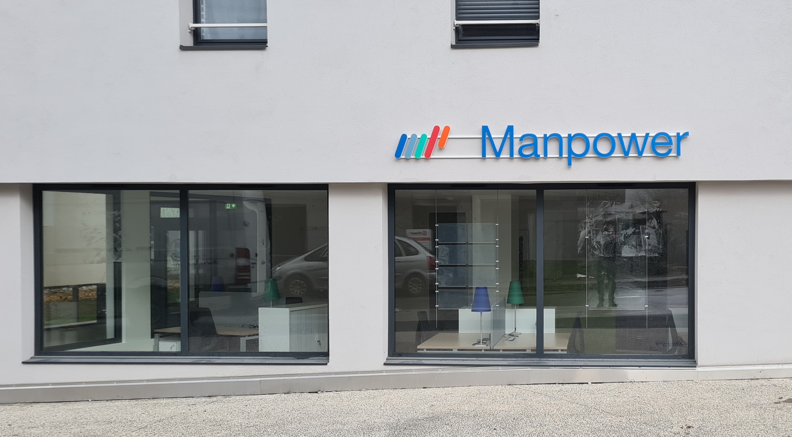 Foto 1 di Manpower Crolles