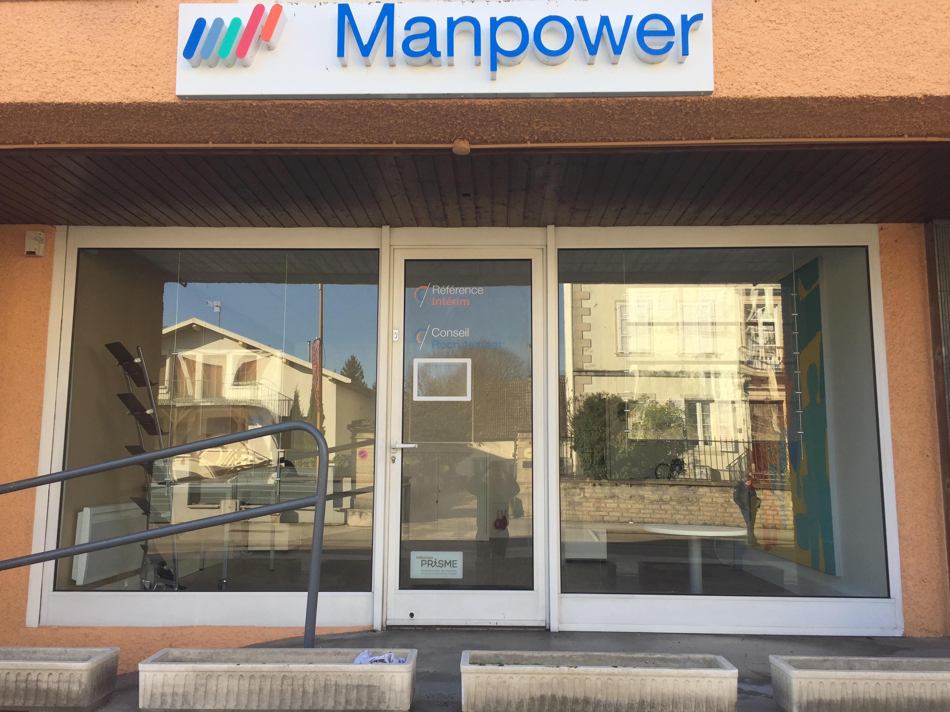 Foto 1 di Manpower Genlis