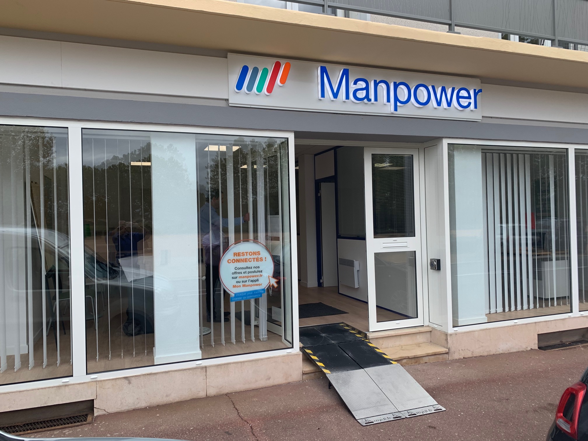 Foto 2 di Manpower Digoin