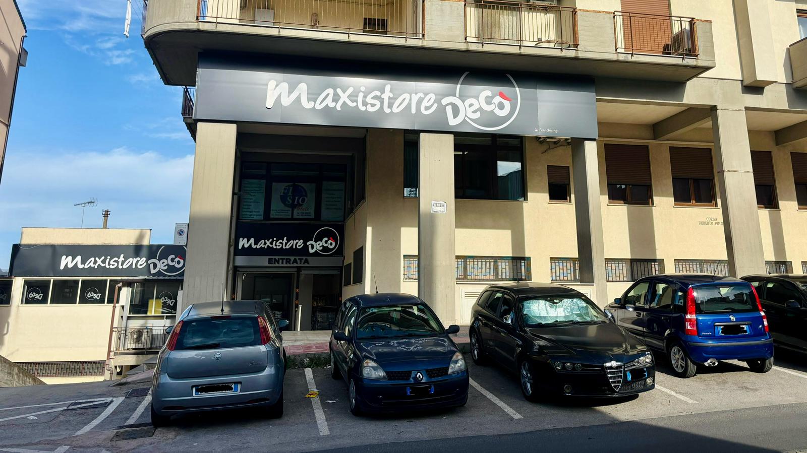Foto 1 di Maxistore Decò