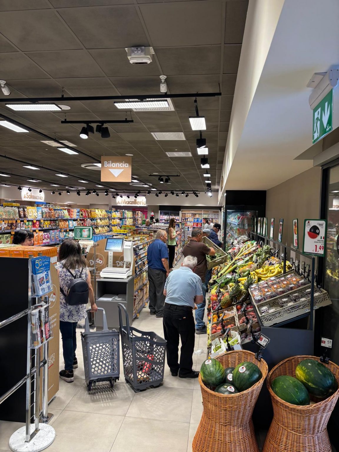 Foto 2 di Supermercati Decò