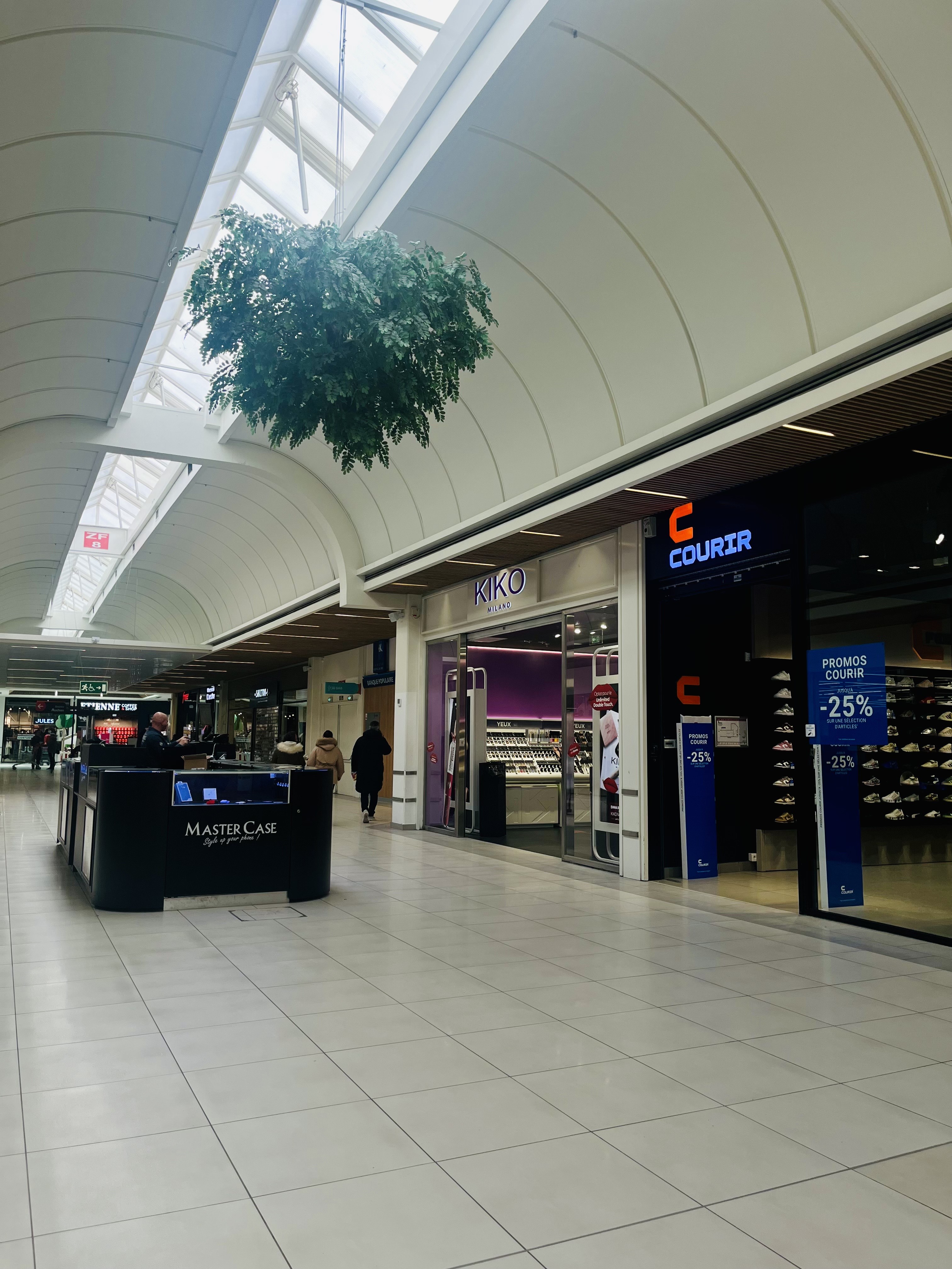 Foto 4 di Aushopping Castres