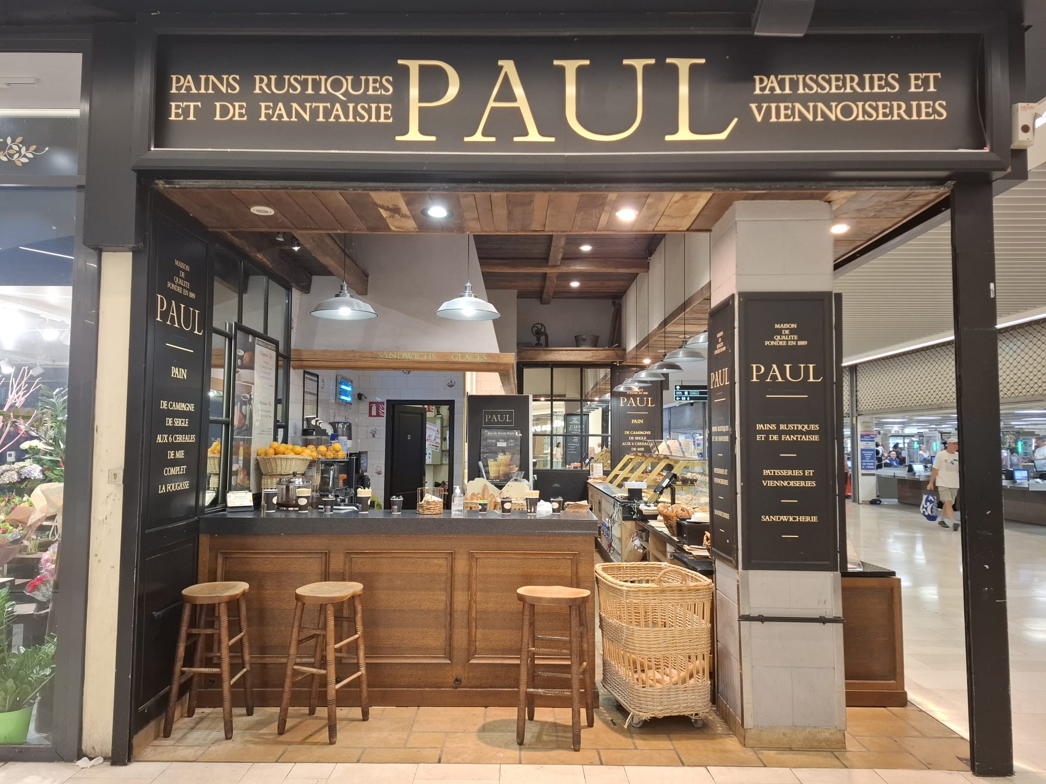 Foto 4 di PAUL