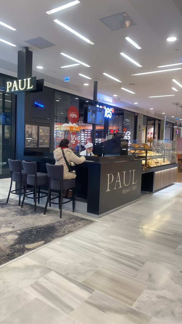 Foto 4 di PAUL