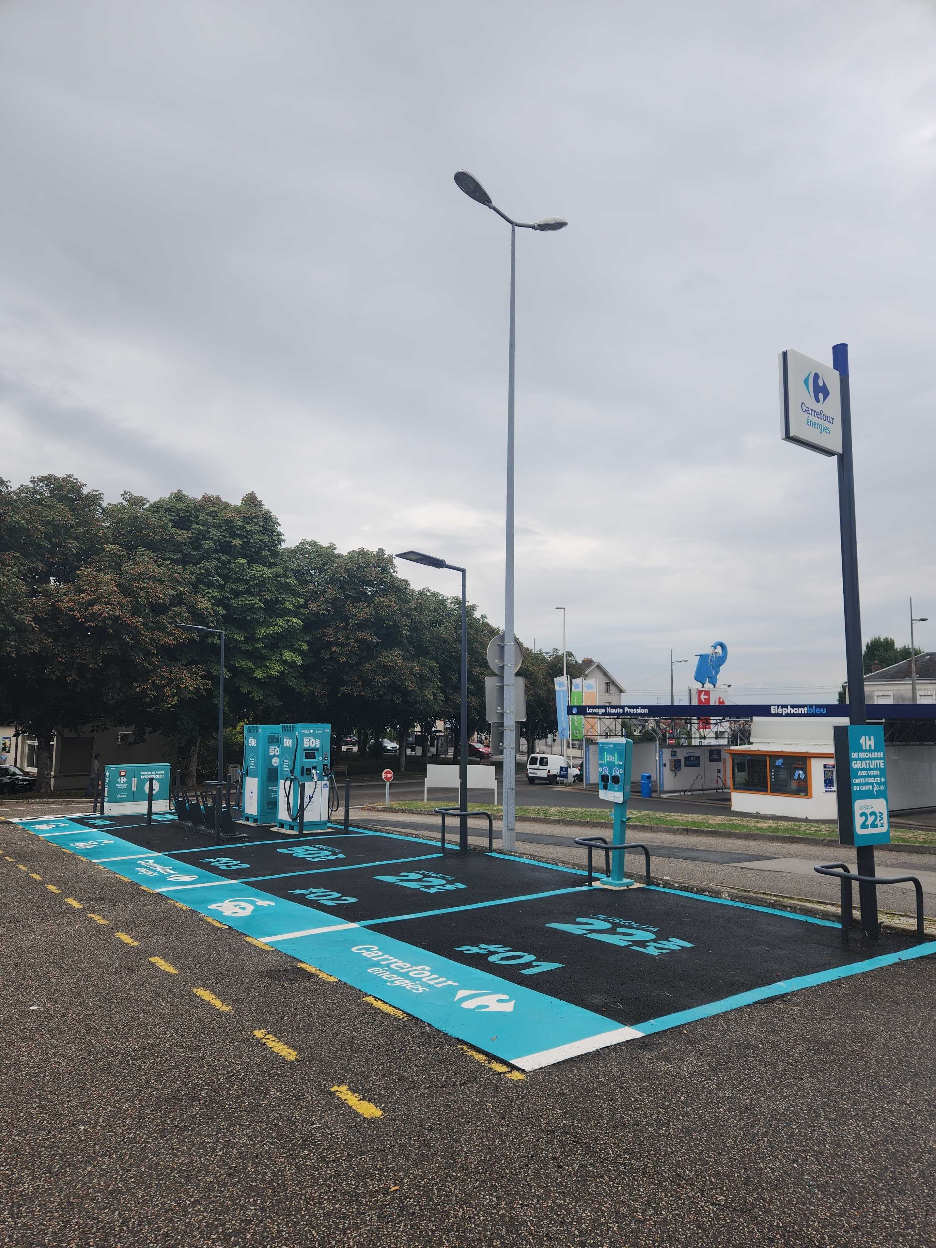 Foto 1 di DRIVECO Charging Station