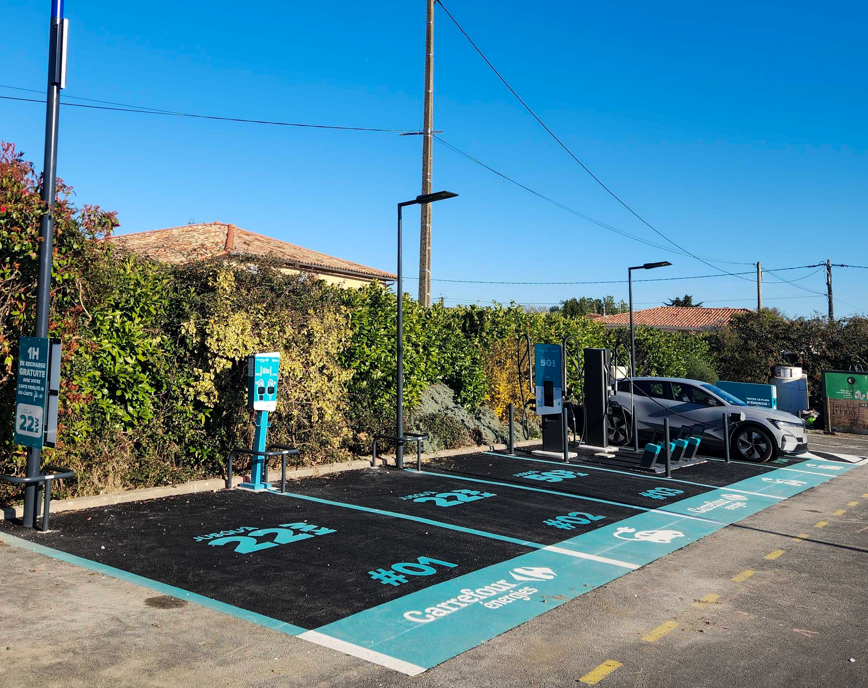 Foto 3 di DRIVECO Charging Station