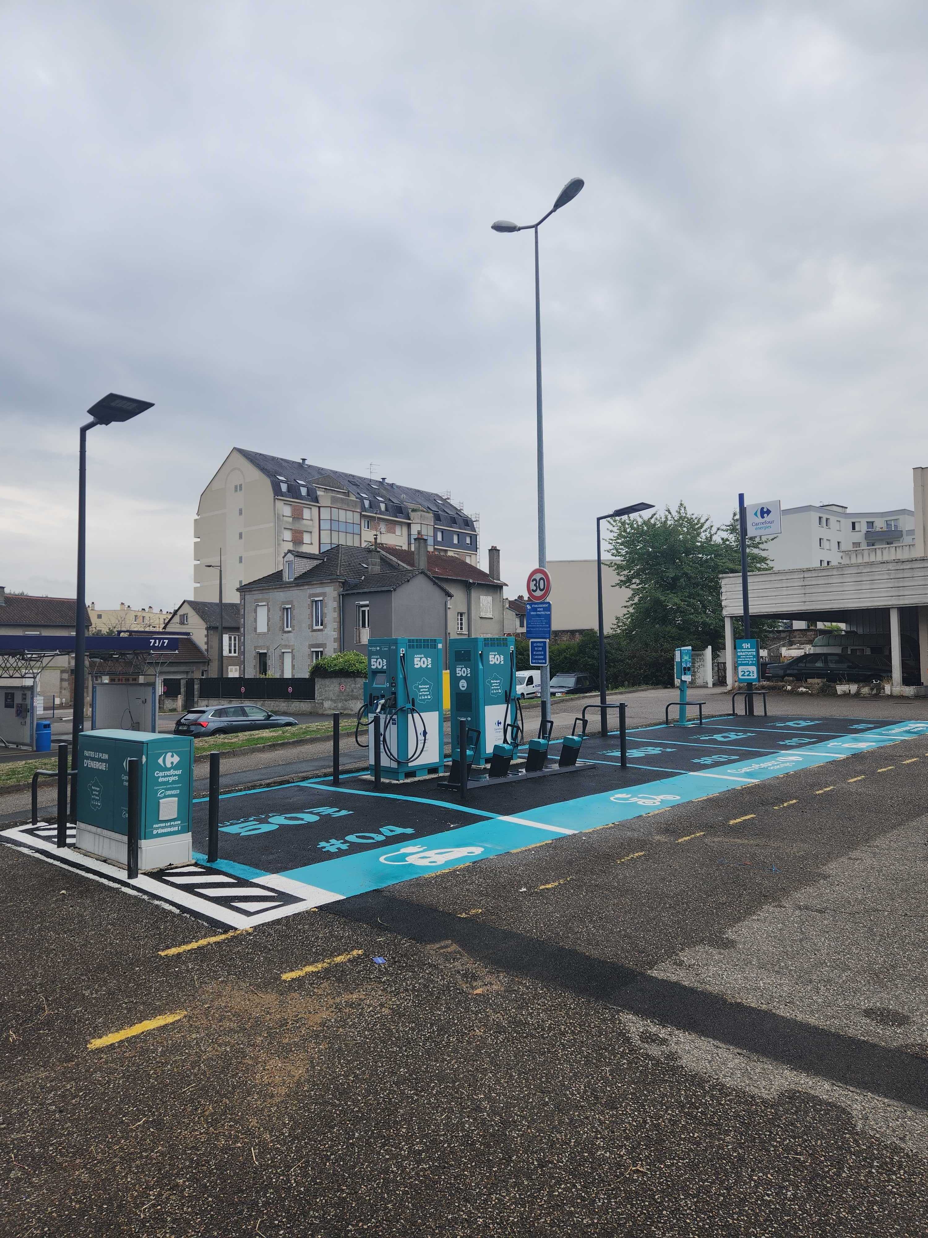 Foto 7 di DRIVECO Charging Station