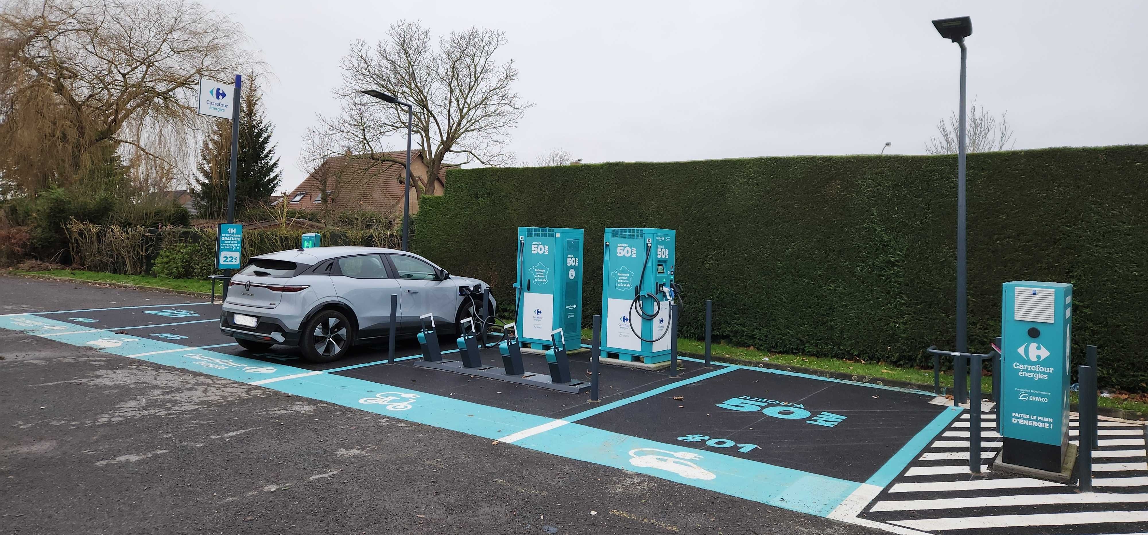 Foto 1 di DRIVECO Charging Station