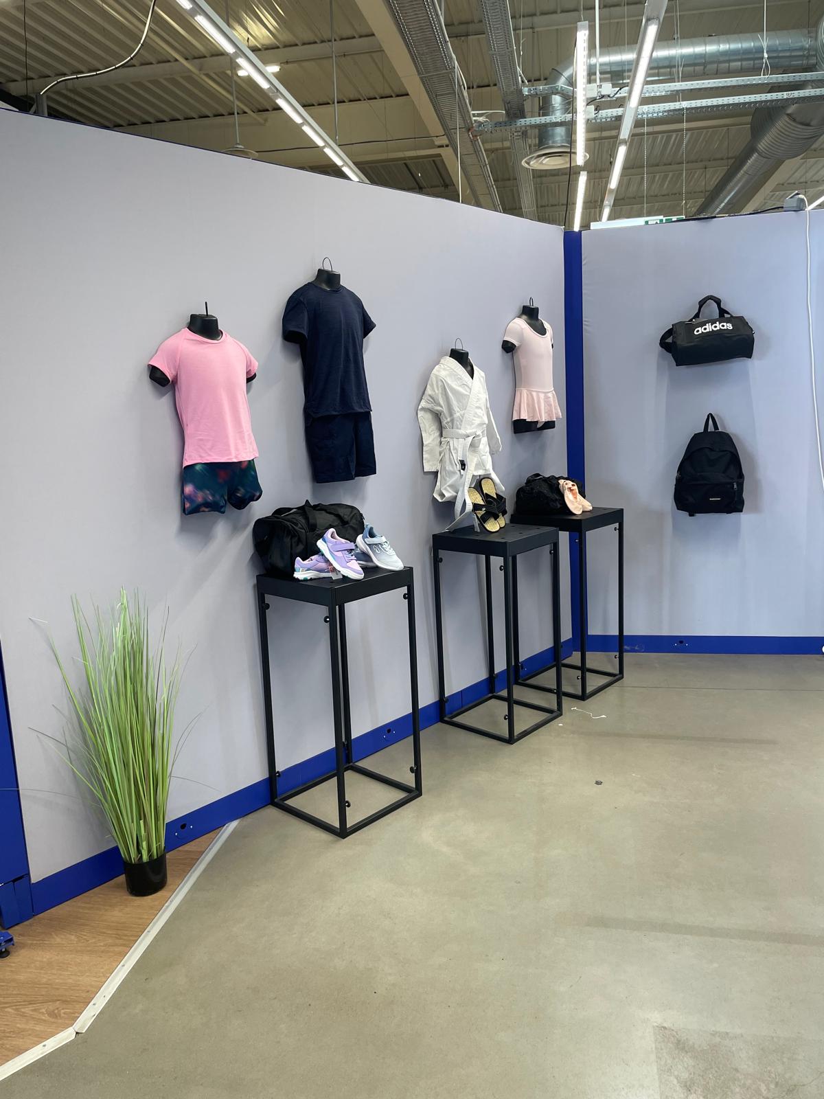 Foto 43 di Decathlon Dole