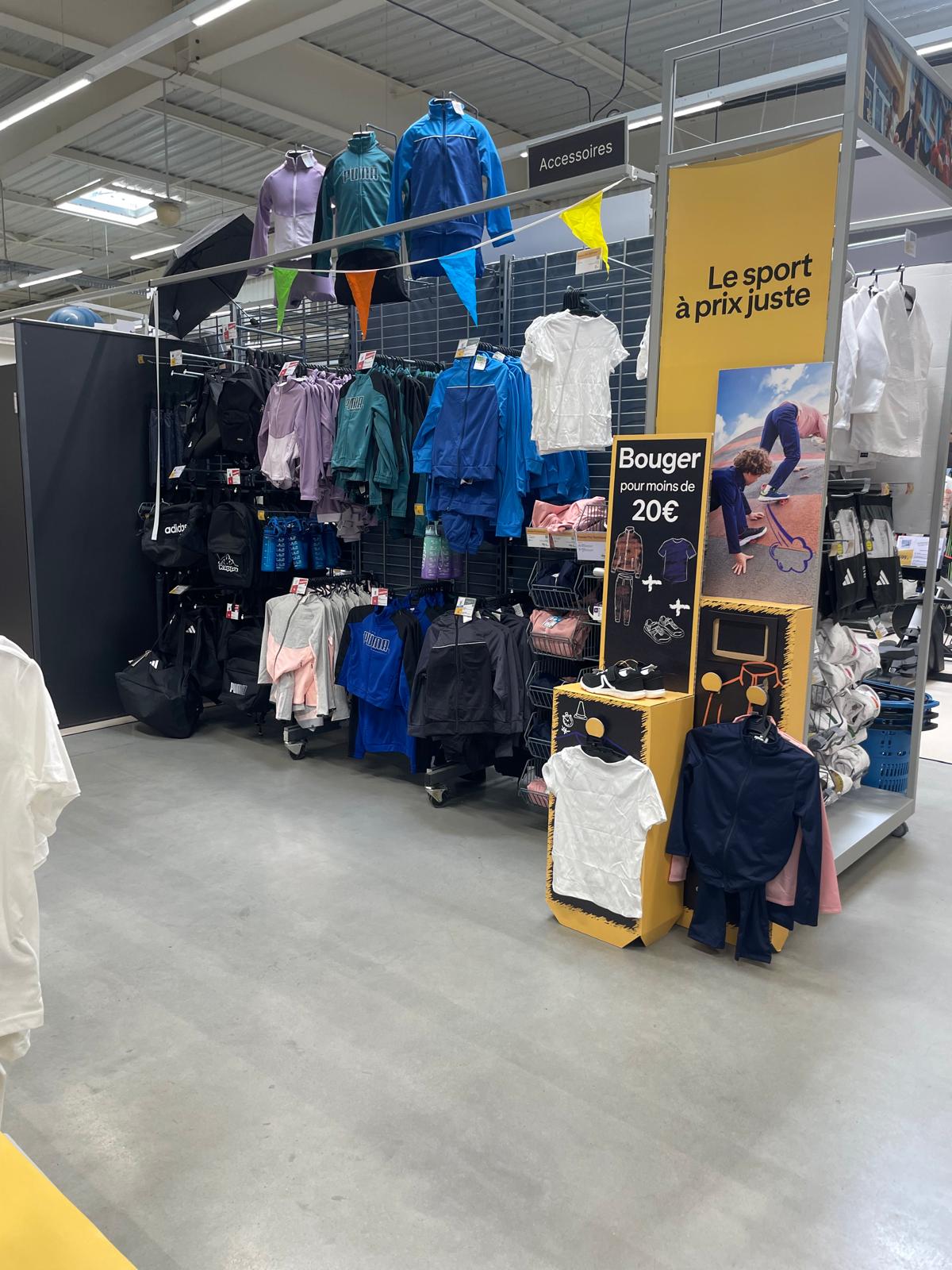 Foto 40 di Decathlon Dole