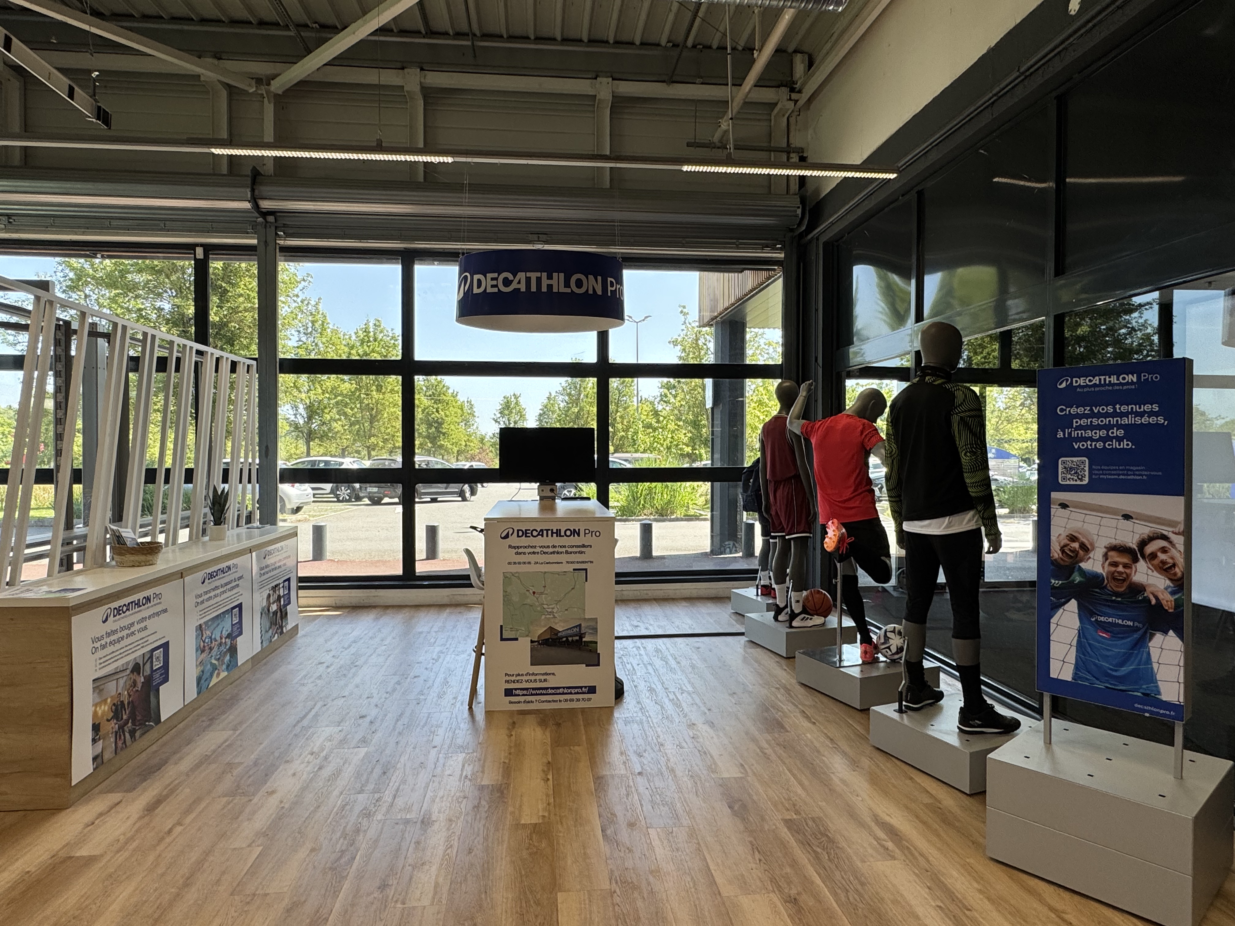 Foto 11 di Decathlon Rouen Barentin