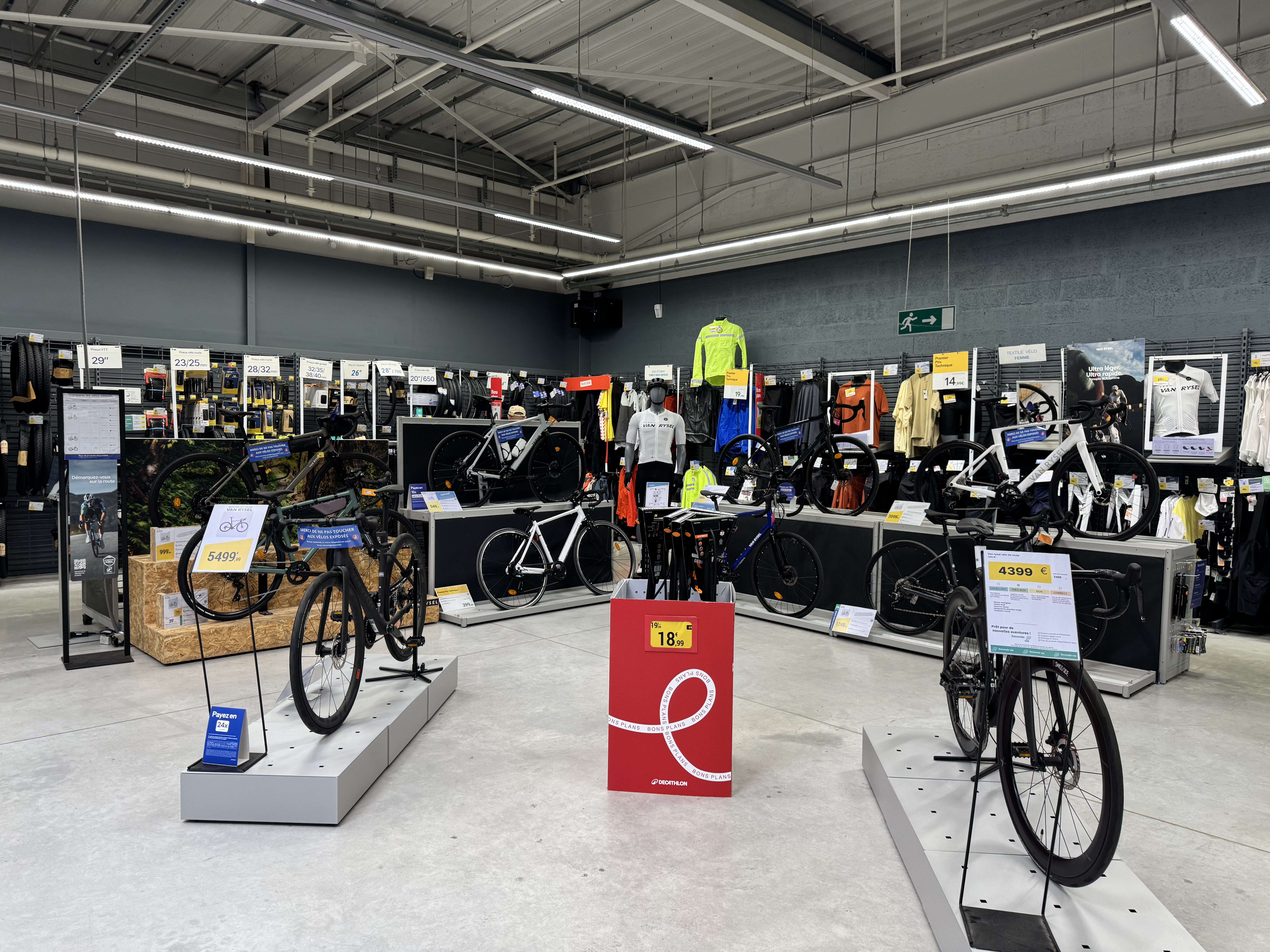 Foto 3 di Decathlon Rouen Barentin