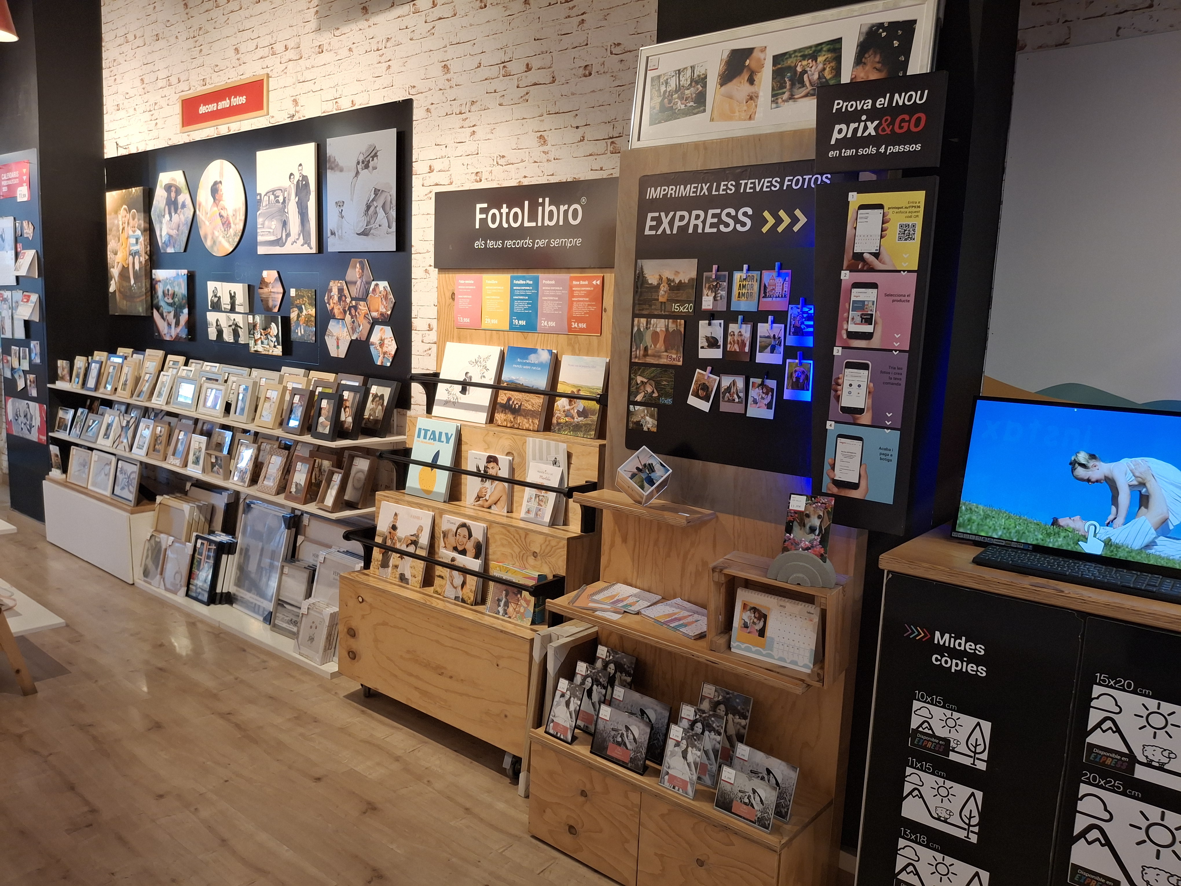 Foto 51 di FotoPrix La Rambla