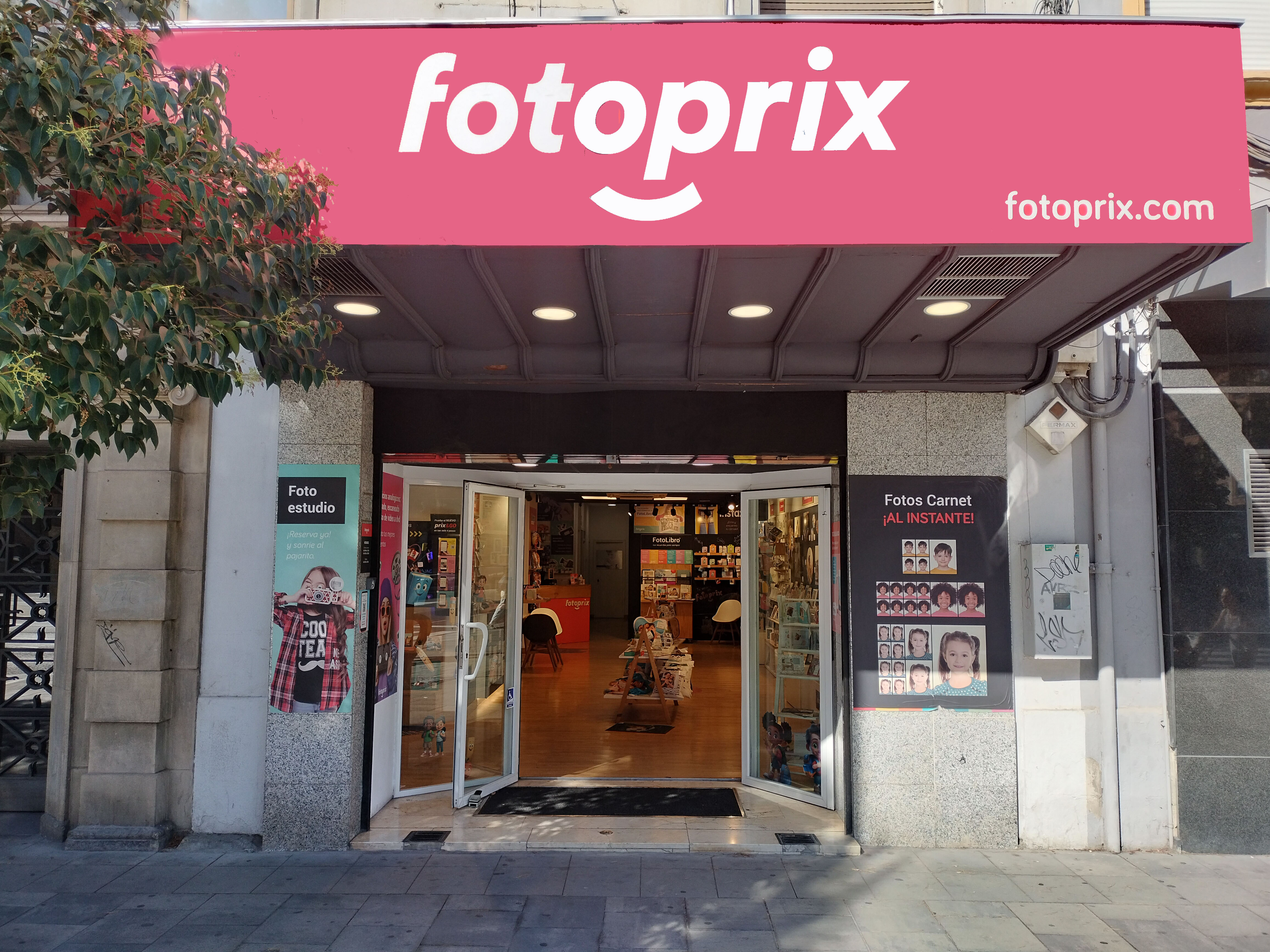 Foto 1 di FotoPrix Goya
