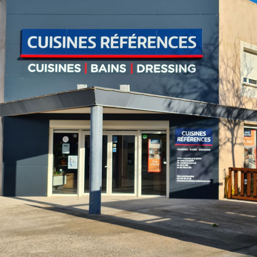 Foto 1 di Cuisines Références Miramas