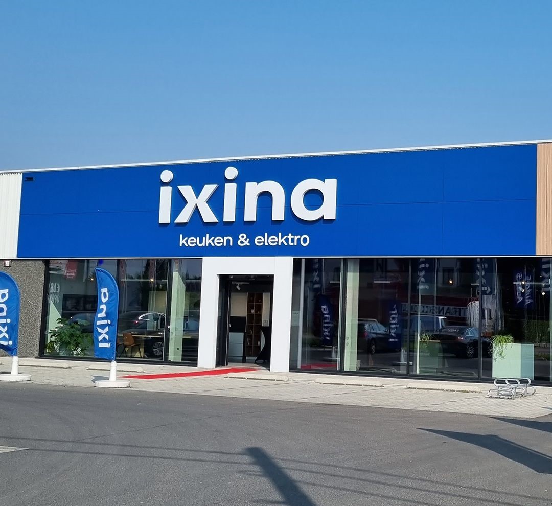 Foto 1 di IXINA Waregem