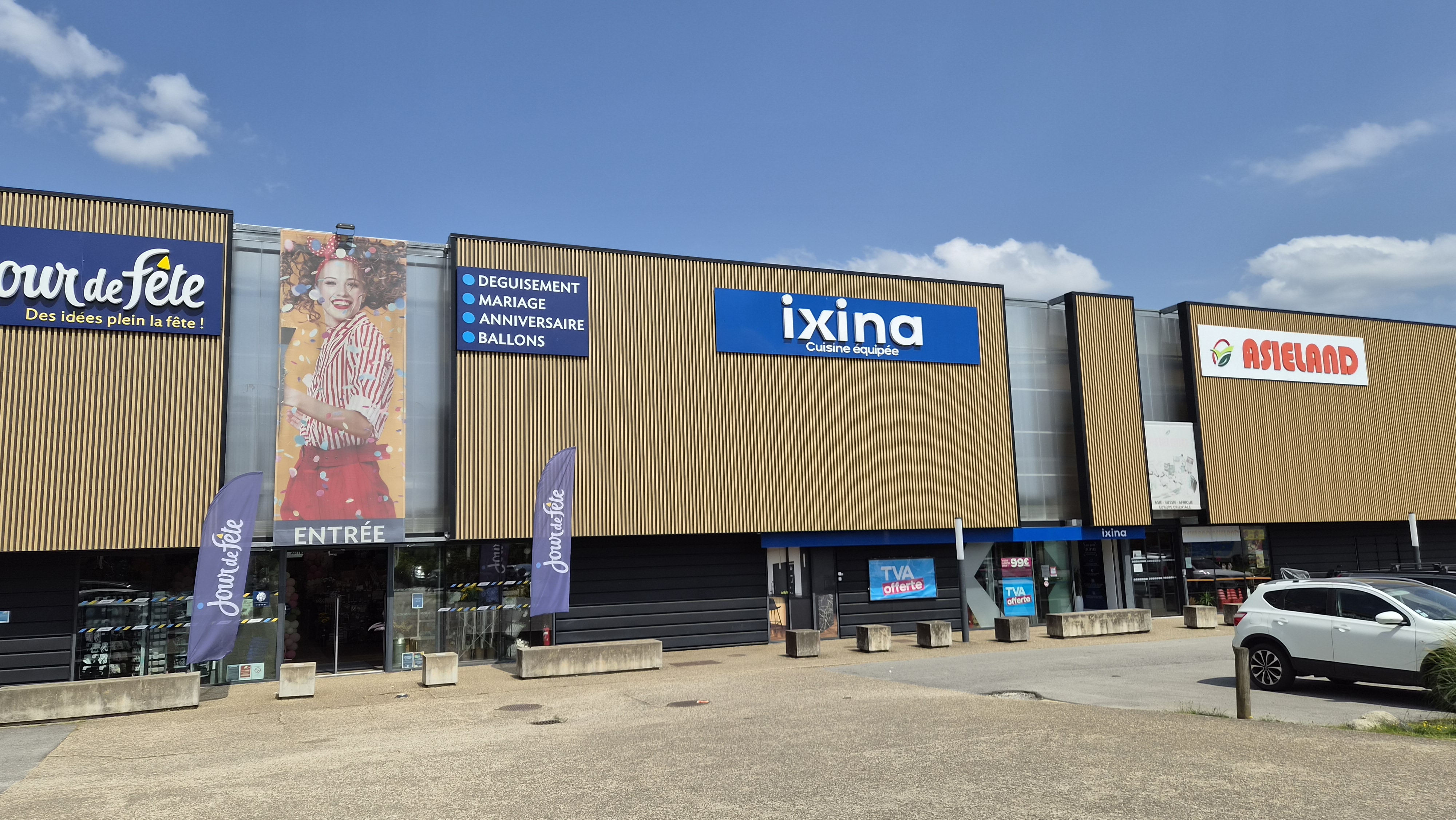 Foto 1 di IXINA Vannes
