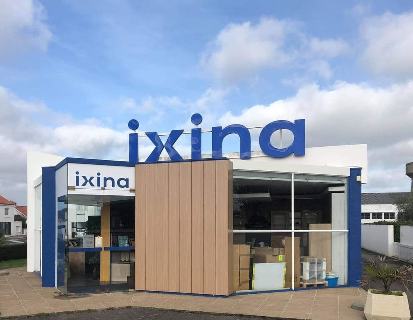 Foto 1 di IXINA Challans