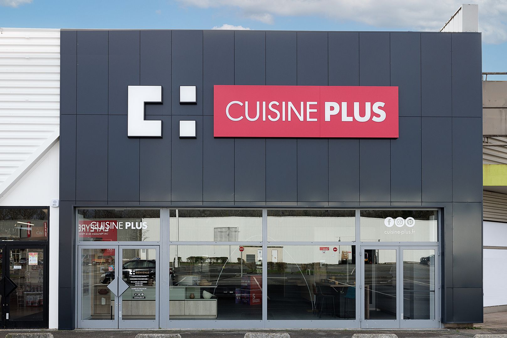 Foto 1 di CUISINE PLUS Melun