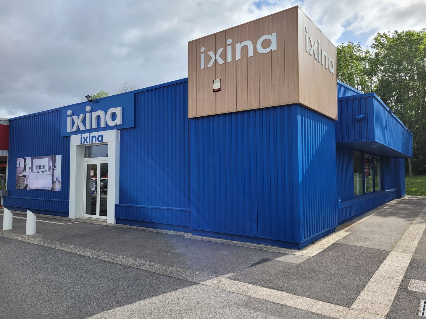 Foto 1 di IXINA Amiens