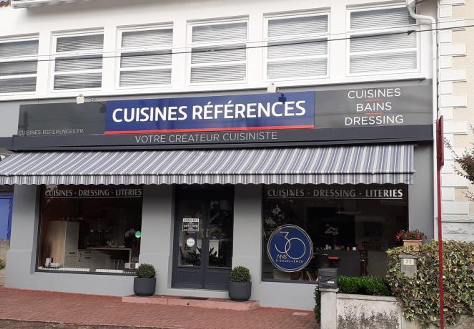 Foto 4 di Cuisines Références Nontron